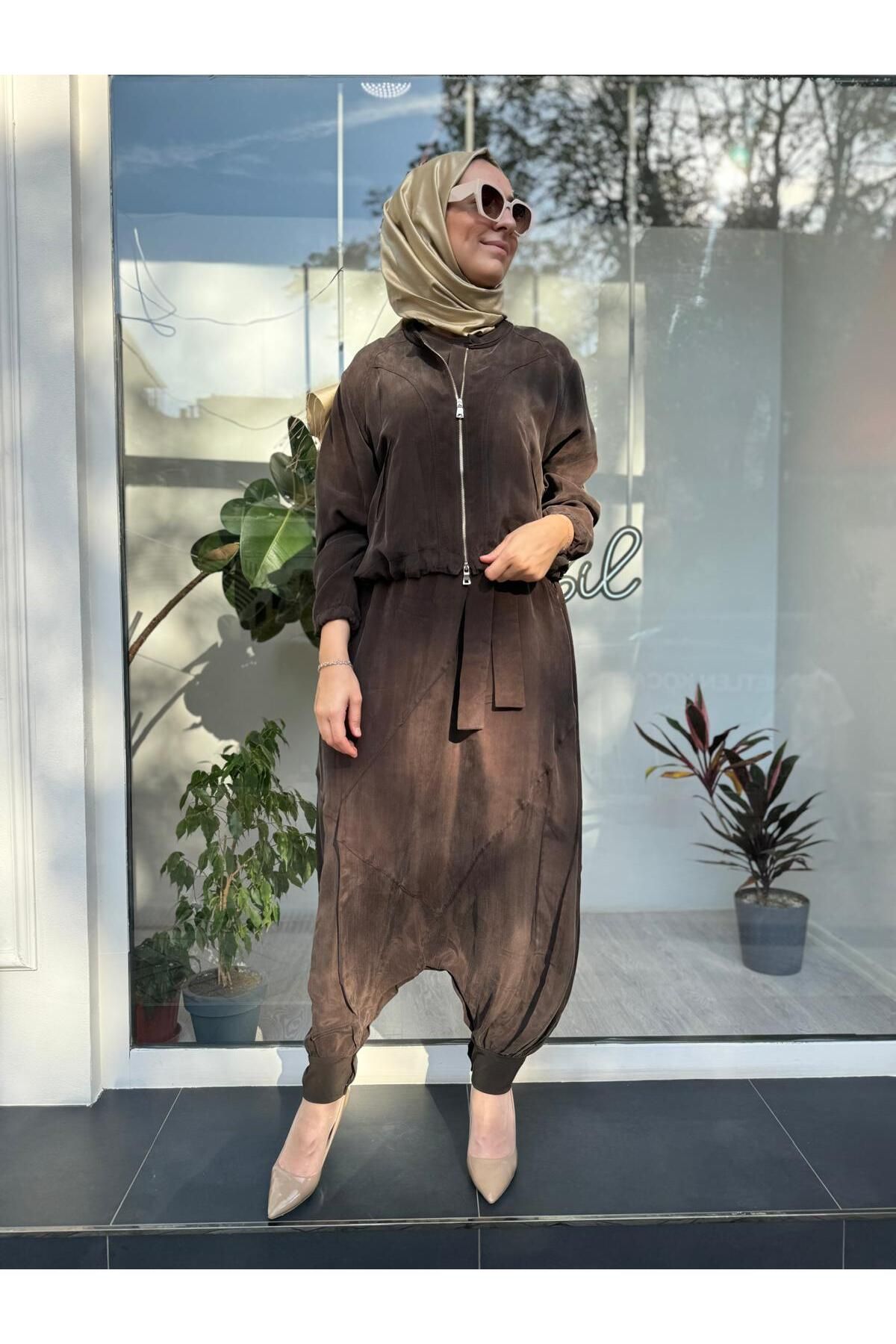 MissWhence-Brown Jumpsuit - Model 35823 1