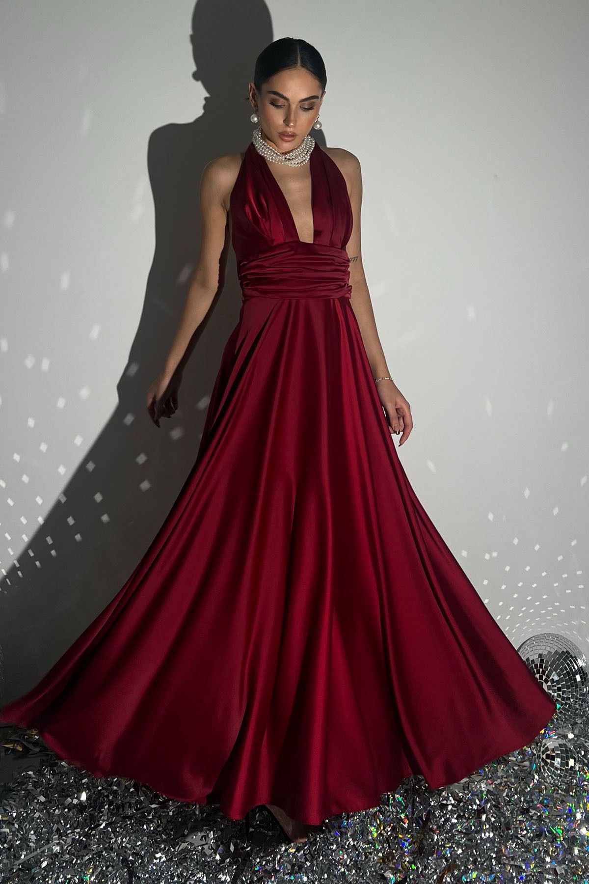 Seda Yalçın Atelier-Burgundy Puglia Design Back Detail Satin Dress 1