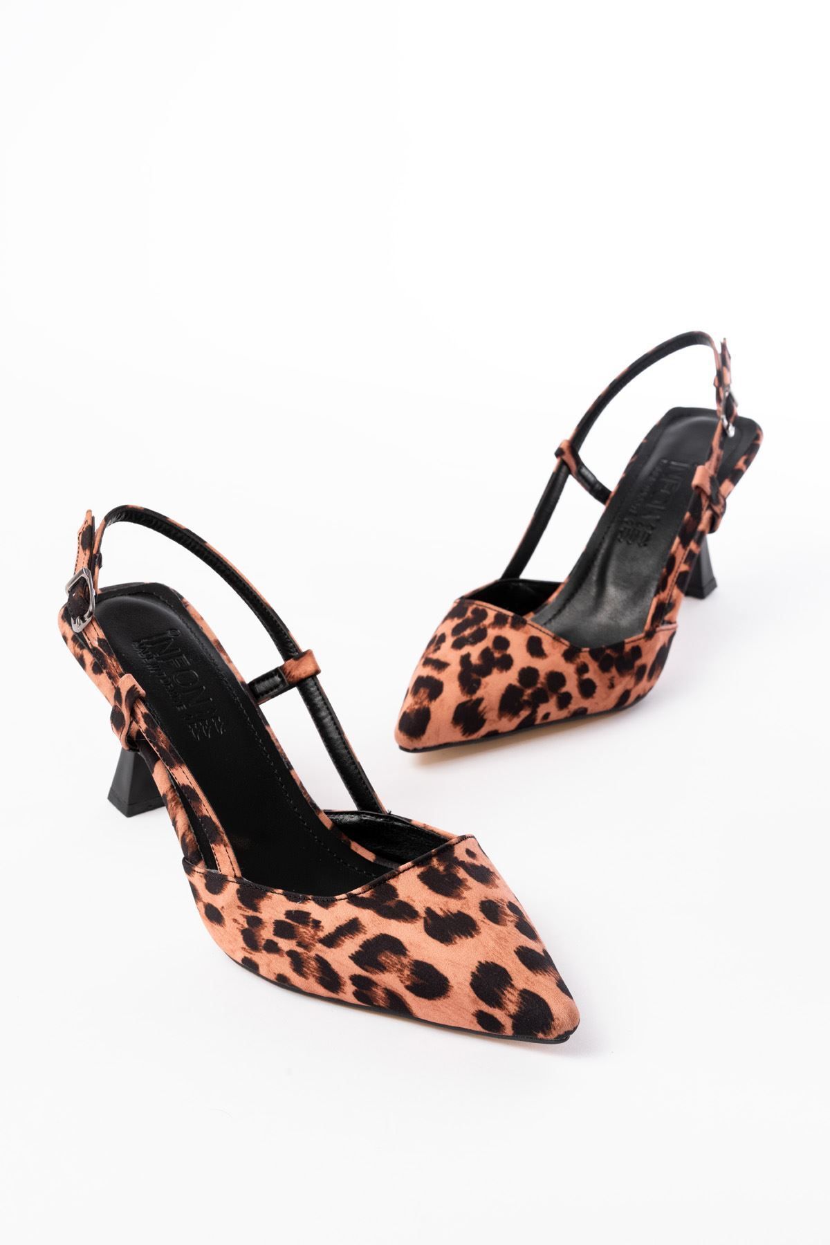 ASFSTORE ST-002 Leopar Günlük 7 cm Topuklu Ayakkabı