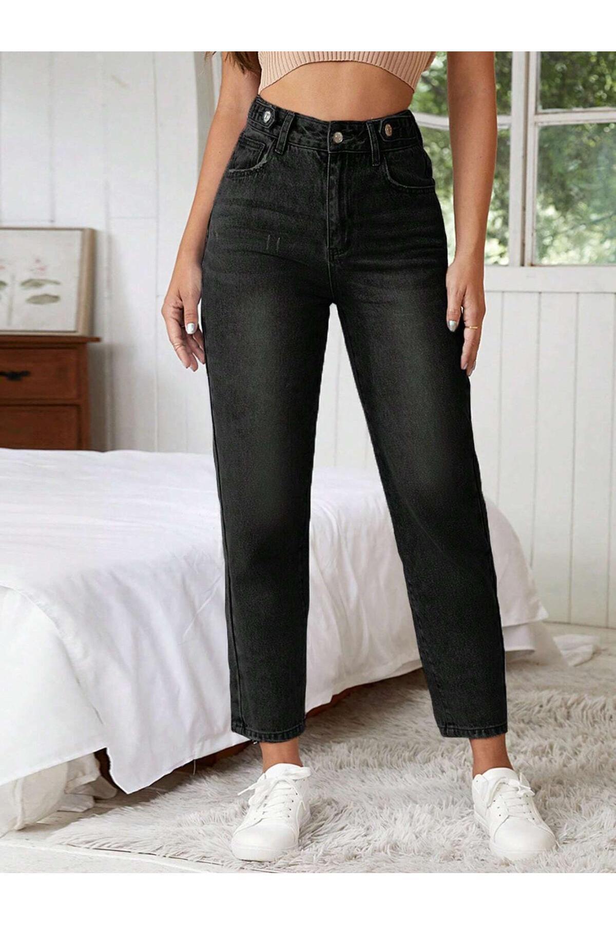 SHEVEGA Dámske čierne vyšívané džínsy s vysokým pásom a aplikáciou APOLET MOM JEANS