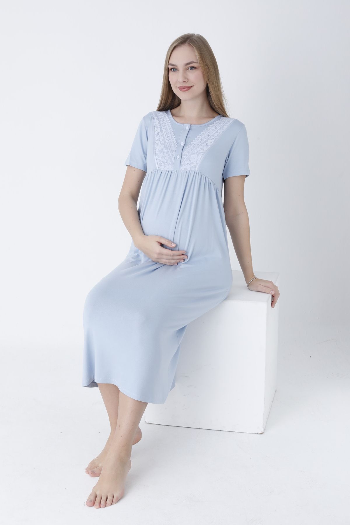 Miss Dünya Lissa-Lace Detailed Front Button Maternity and Maternity Nightgown Set with Dressing Gown 6