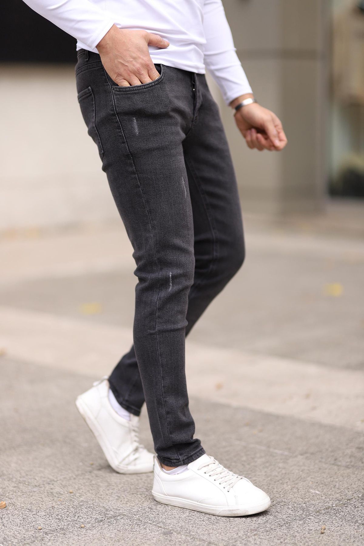 complete the look image