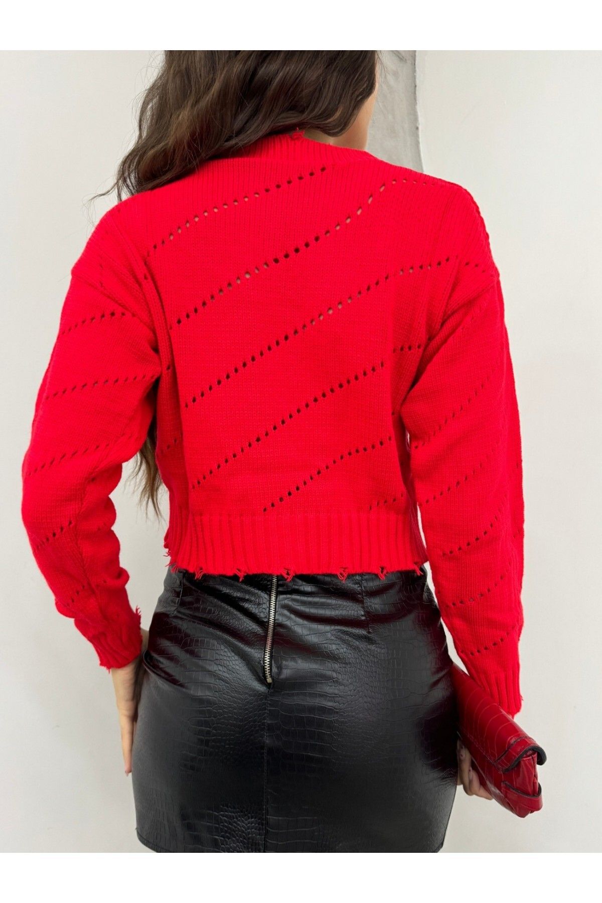 Modamorfo-Zerrissene Crop-Strickjacke mit Steinknöpfen – Granatapfelblume 5