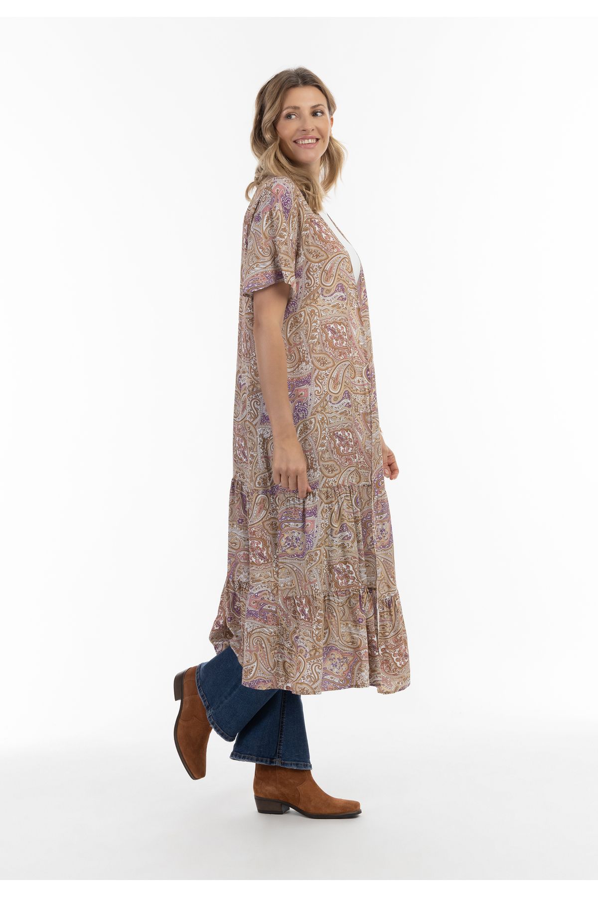 USHA-Kimonos & Kaftans 4