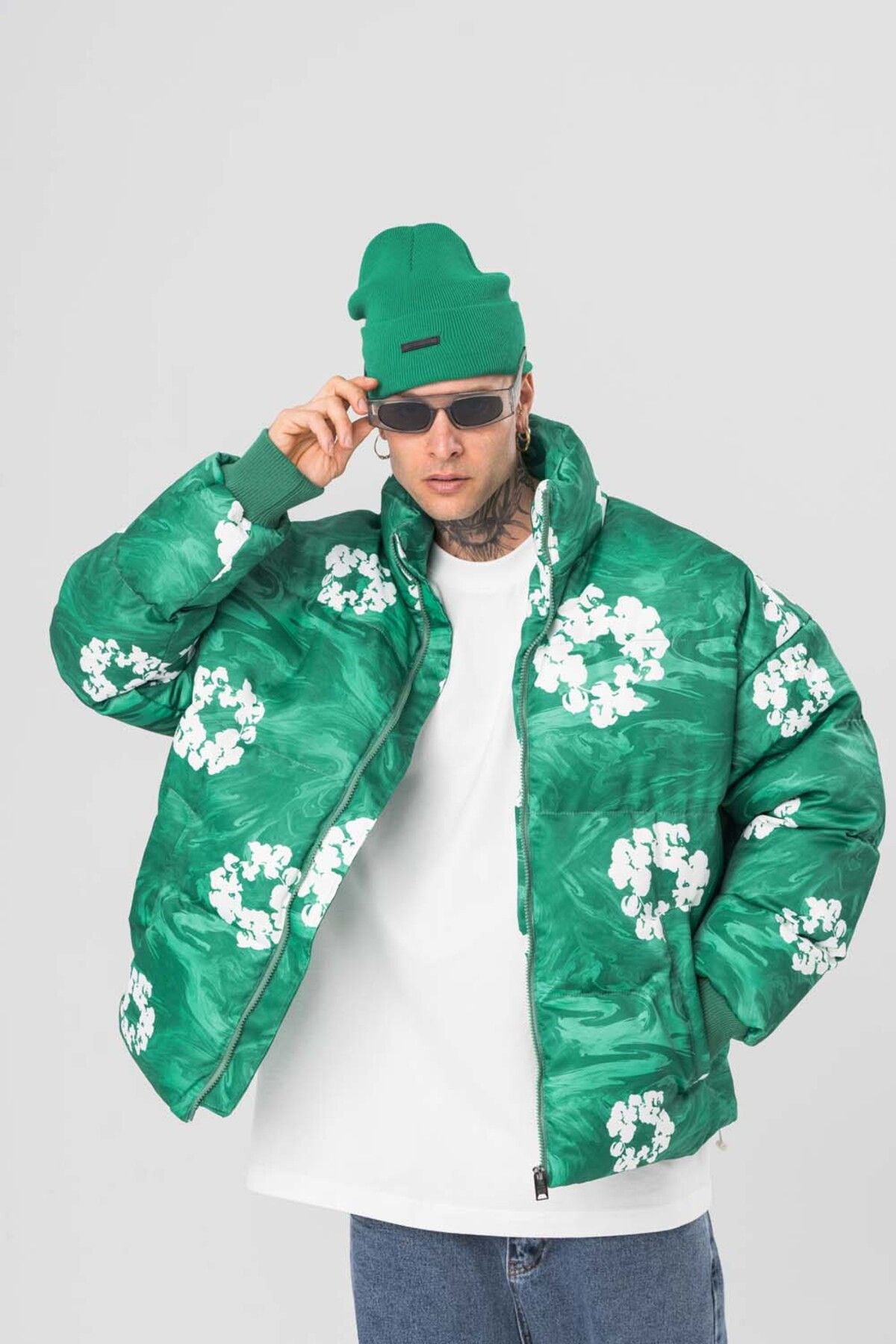 complete the look image