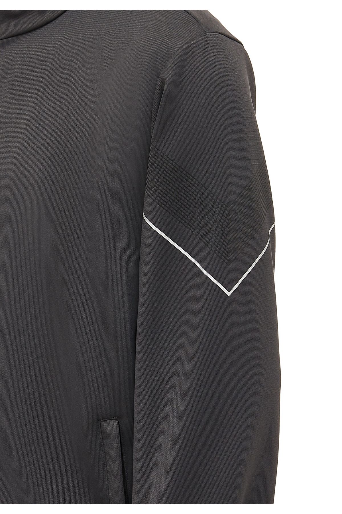 EXIDE-JACKE 3