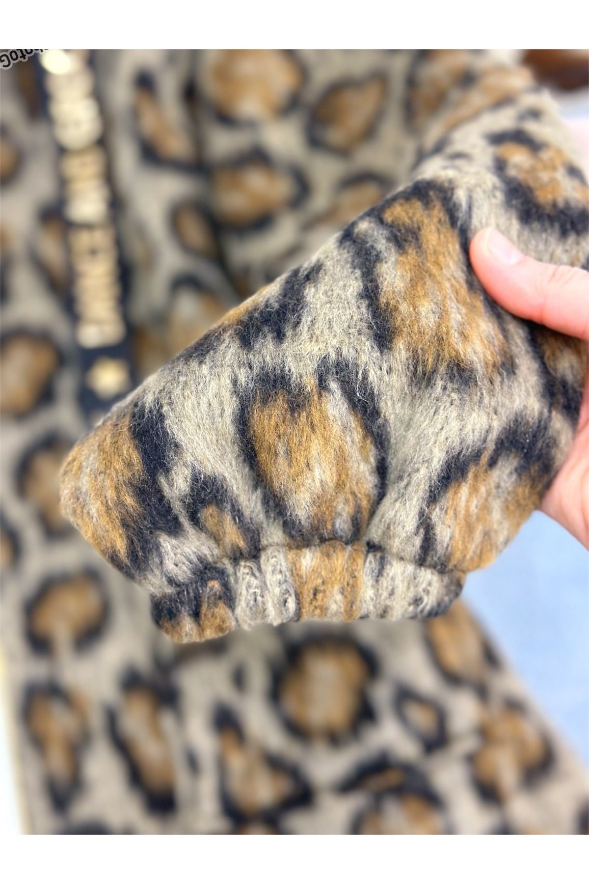 YEDİLALE-Leopard Pattern Stash Coat 3