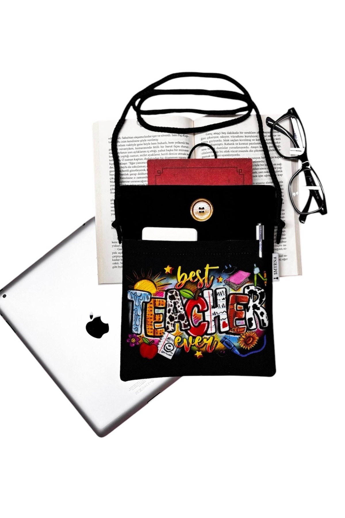 Smyrna Askılı Kitap / Tablet / Ebook Çantası – Kılıfı ( Best Teacher Ever - Öğretmen - Siyah )