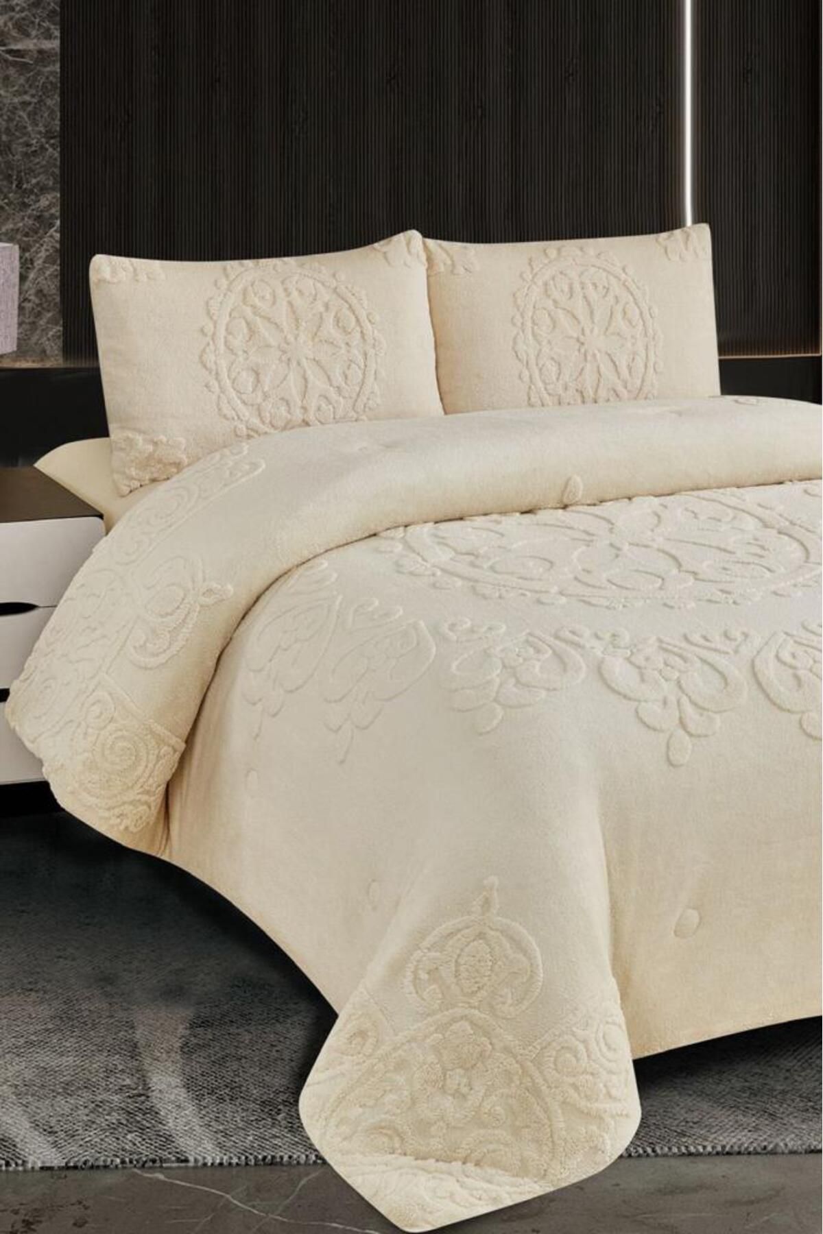 Çeyiz Diyarı-Cream Lidya Filled Acrylic Double Bedspread 1