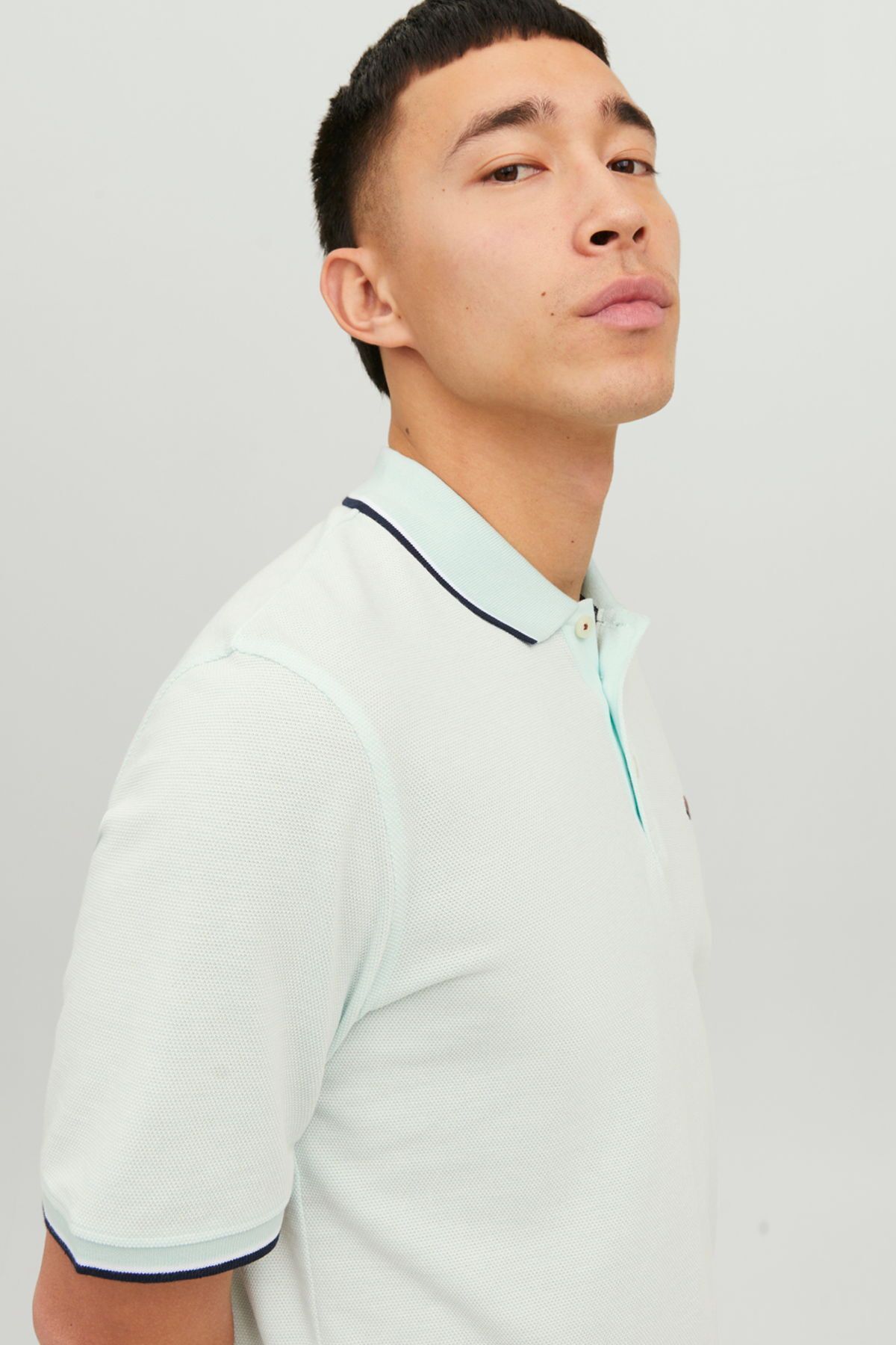 تی شرت آبی مردانه Jack & Jones پولو بلووین با جزئیات گلدوزی Jack & Jones