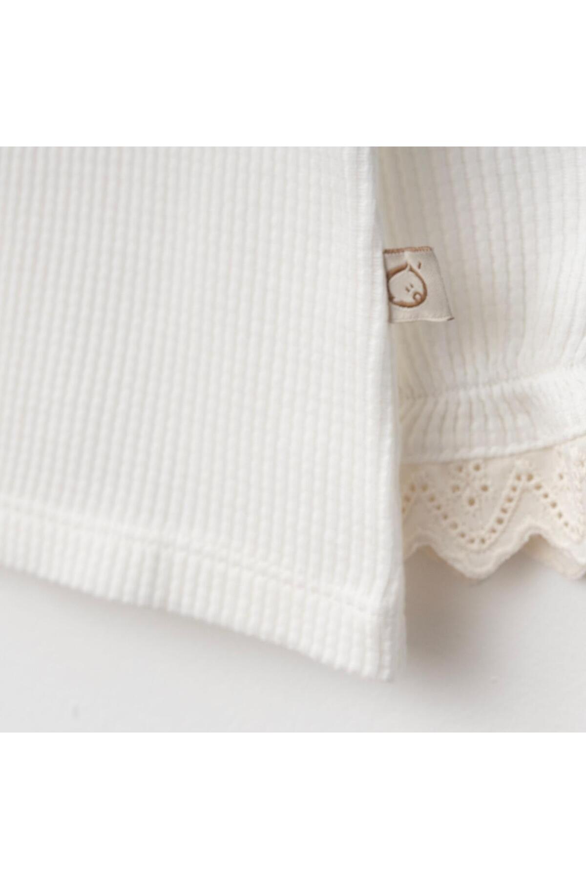 Mini Ropa Yenidoğan Kız Bebek Takımı Ekru Fistolu Bandanalı Kız Bebek Seti Güpürlü Yenidoğan Kıyafeti fotoğrafı 3 (önizleme)