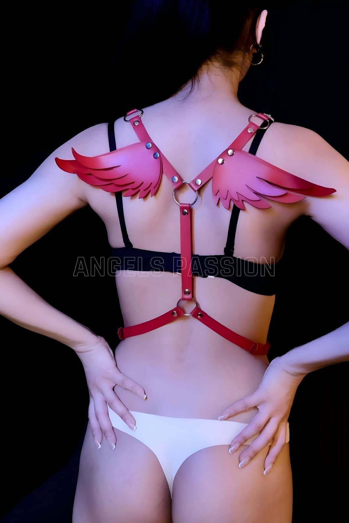 Angels Passion-Angel Wing Motif Leather Harness 4