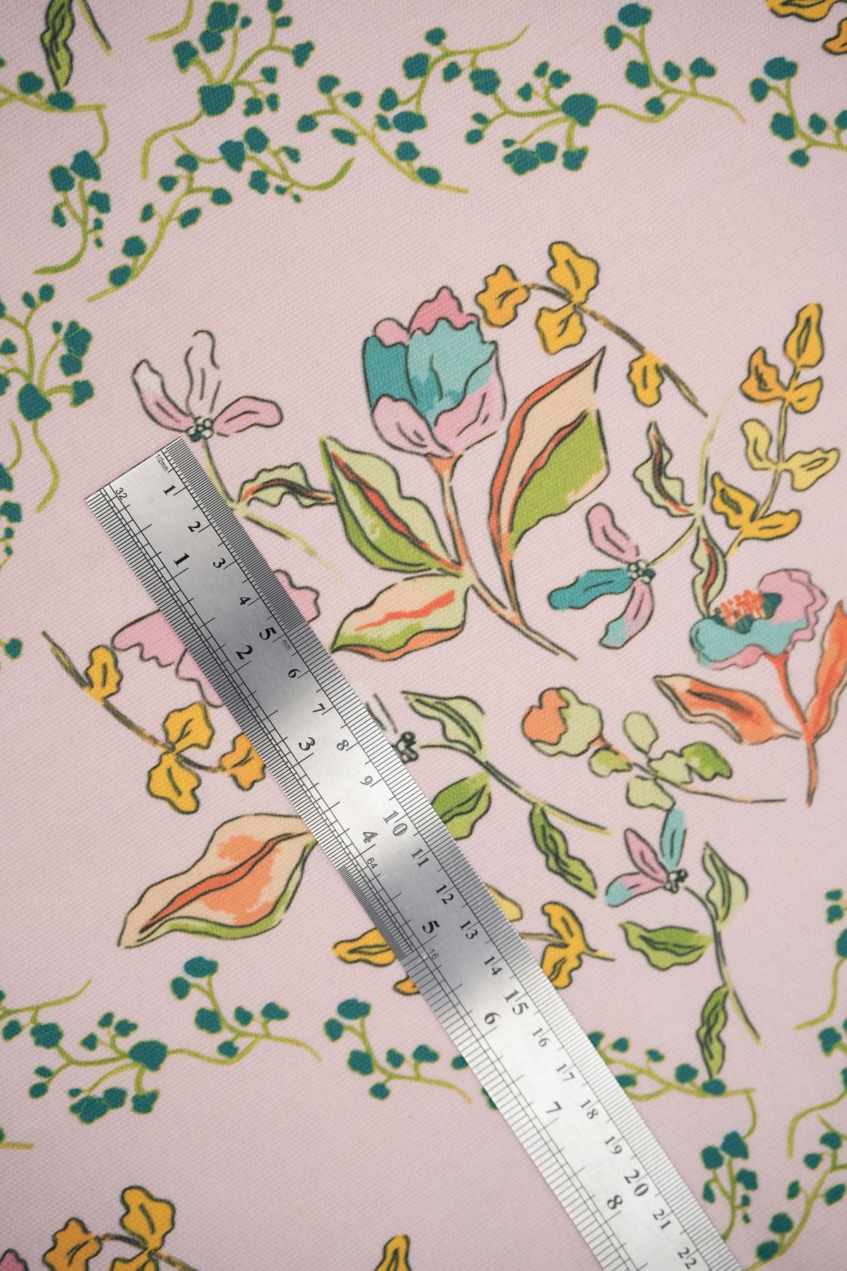 Tuğba Kuğu-Printed Panama Fabric (100% Cotton) |   Drawing Flowers 4
