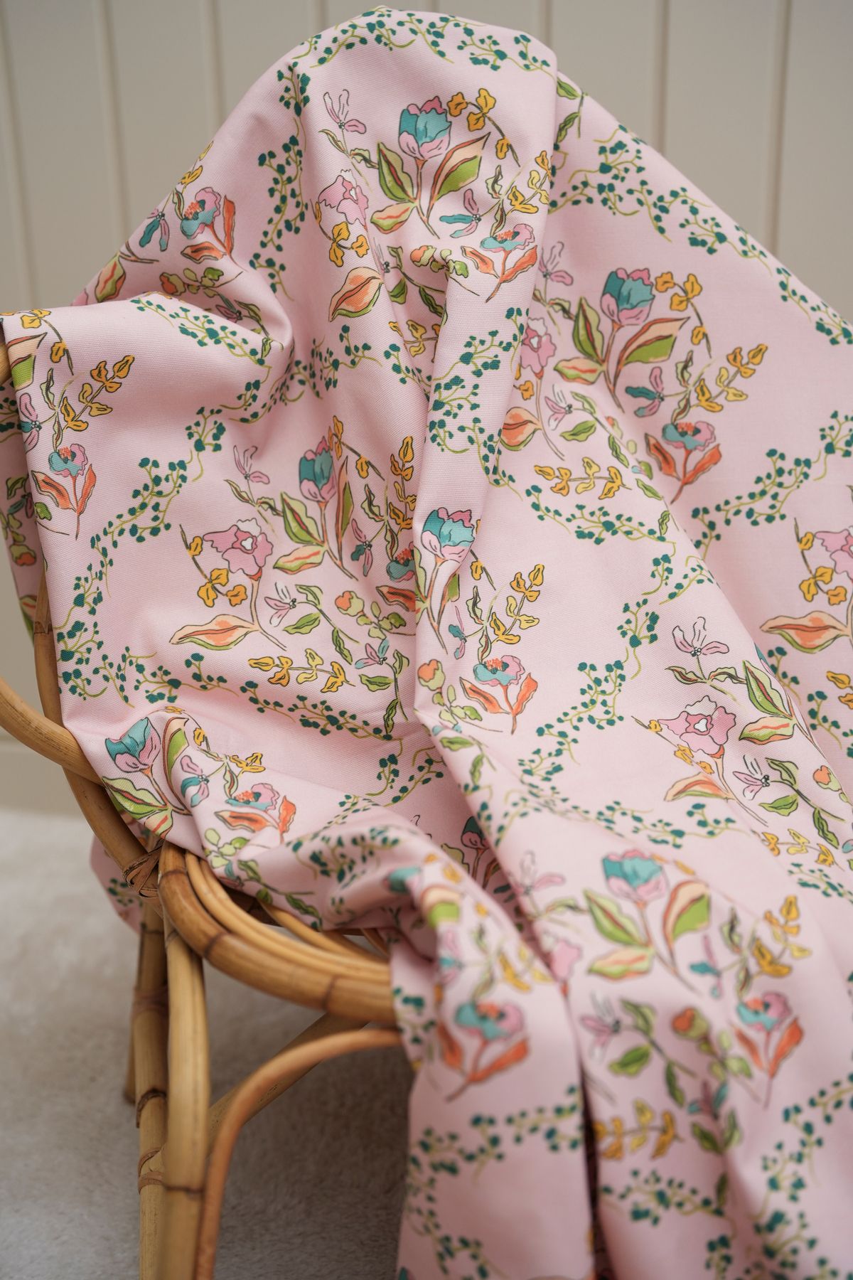 Tuğba Kuğu-Printed Panama Fabric (100% Cotton) |   Drawing Flowers 2