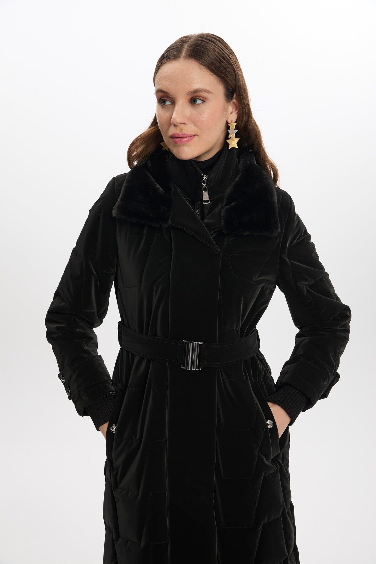 Zühre-Black Fur and Belt Detailed Puffer Jacket 12764 7