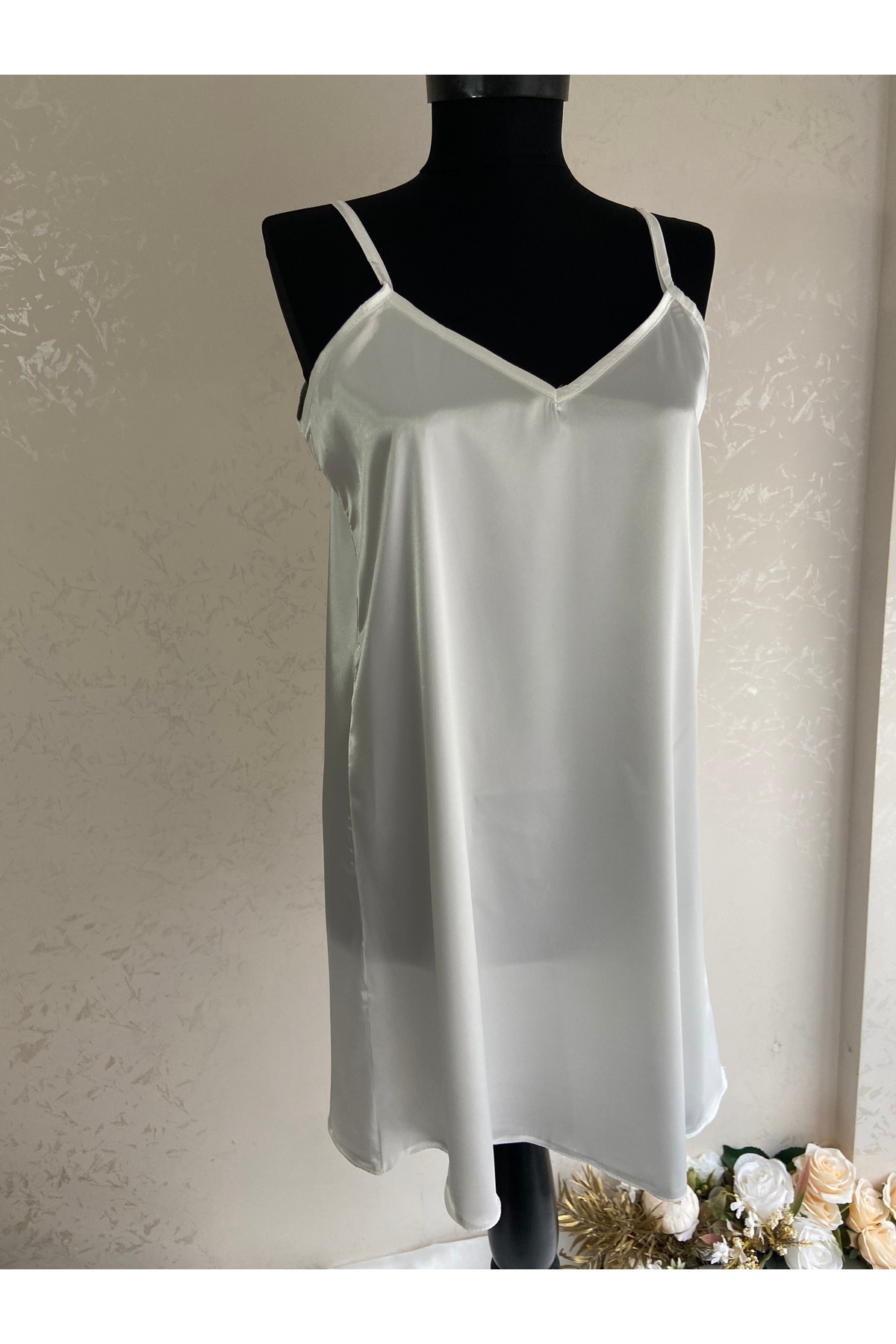 LE FANTASİA 1Adet Sade Saten Gelin Gecelik