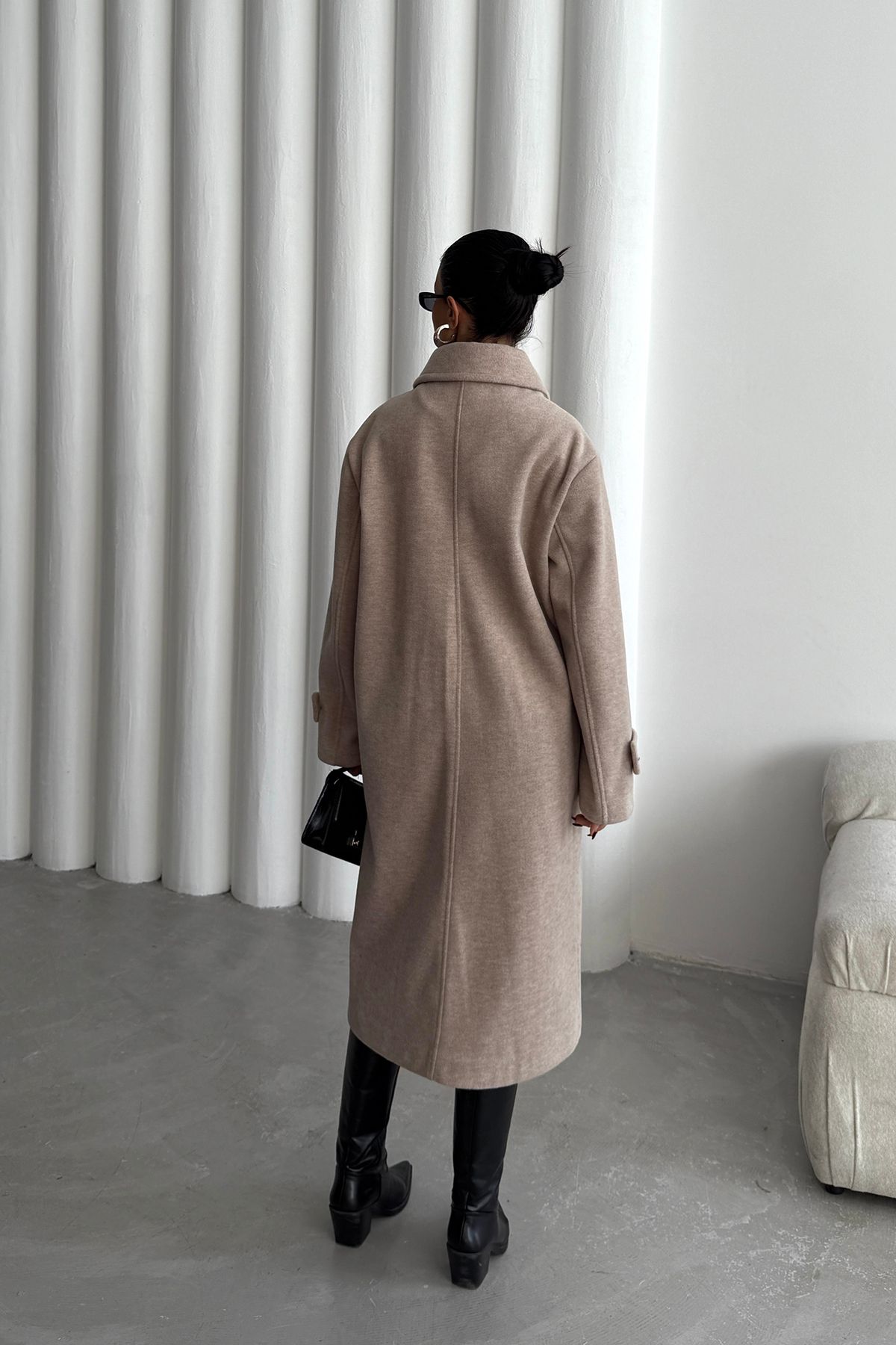 Ortaya Çık-Beige Button Detailed Cashmere Coat 3