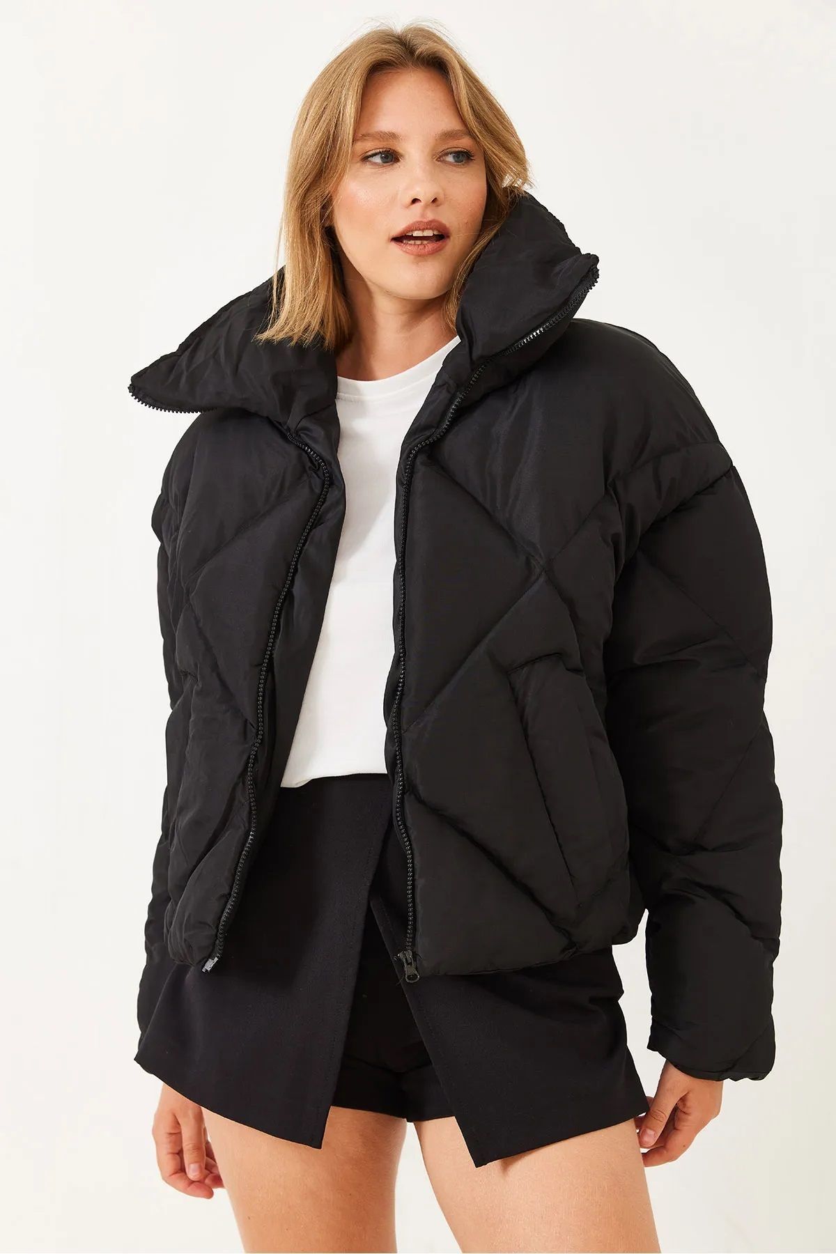 MEECY-Women's Black Oversize Puffer Coat 4