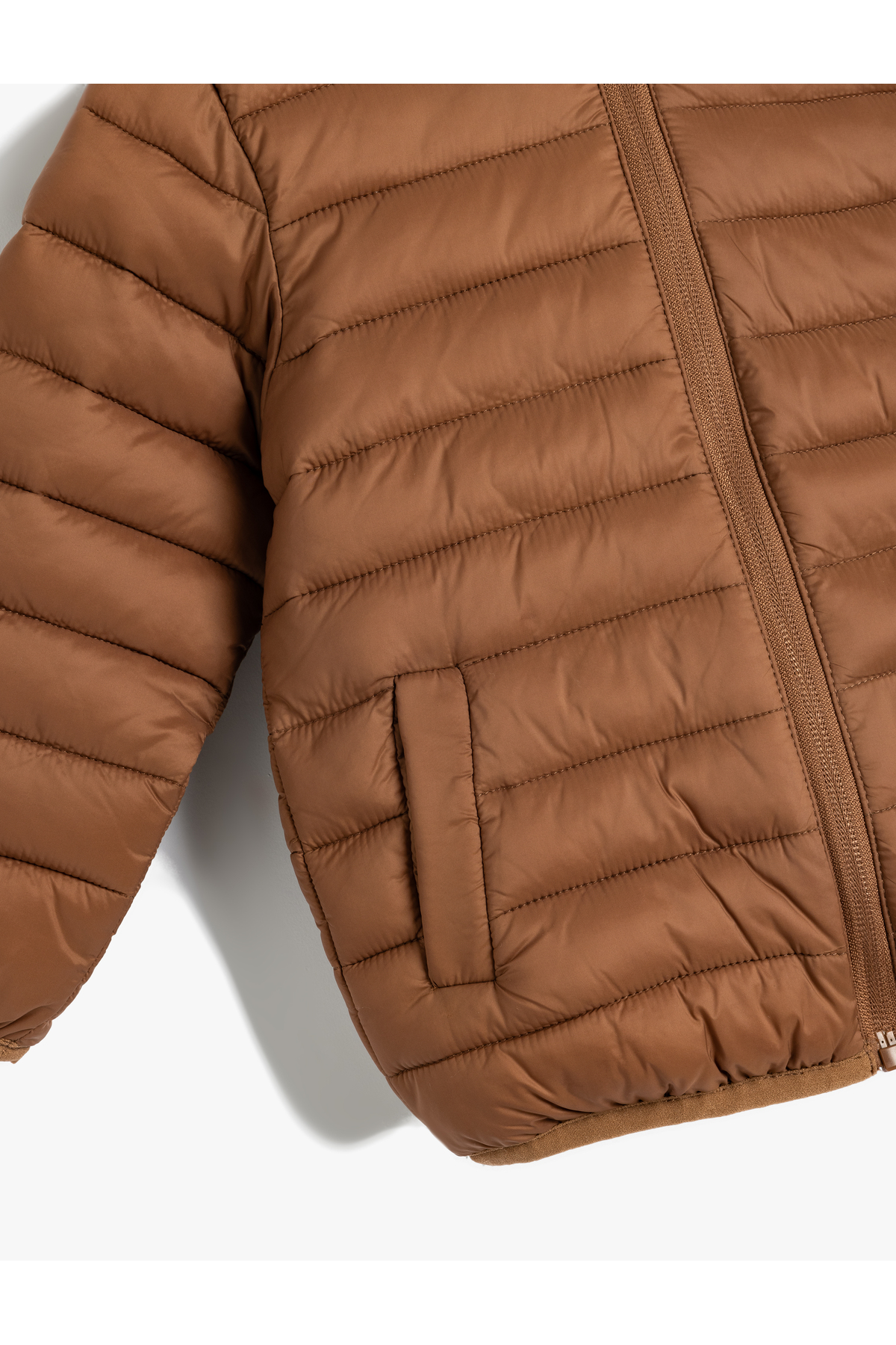 Koton Şişme Mont Kapşonlu Cepli Fermuarlı fotoğrafı 3 (önizleme)