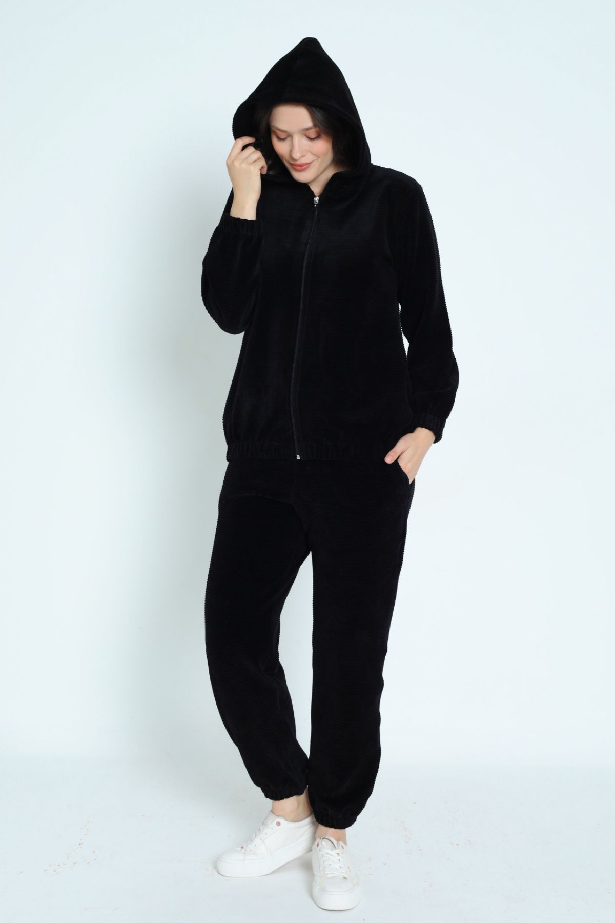 İntensive-Women's Black Long Sleeve Pocket Zipper Hooded Cotton Velvet Bottom Top Suit 3