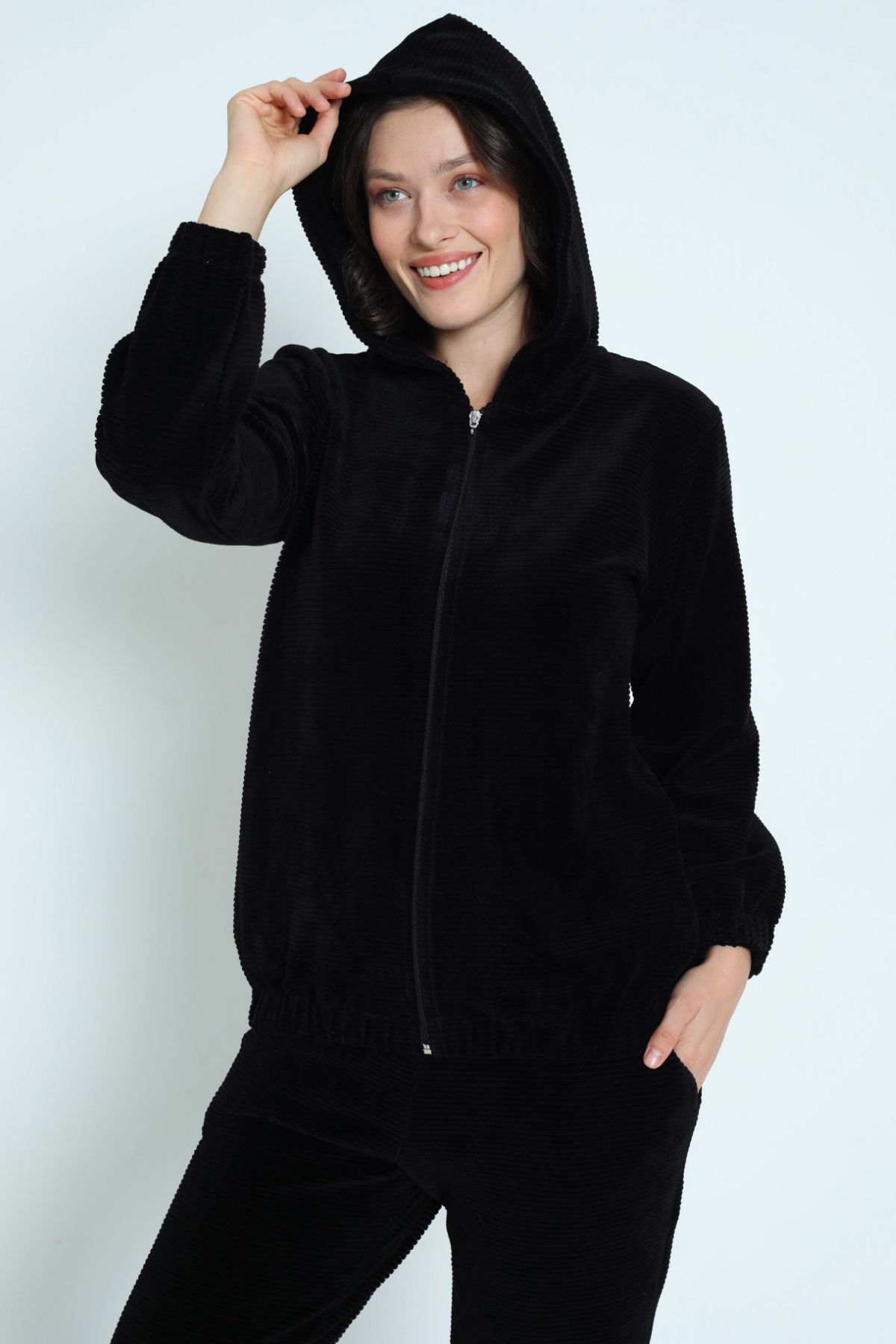 İntensive-Women's Black Long Sleeve Pocket Zipper Hooded Cotton Velvet Bottom Top Suit 4