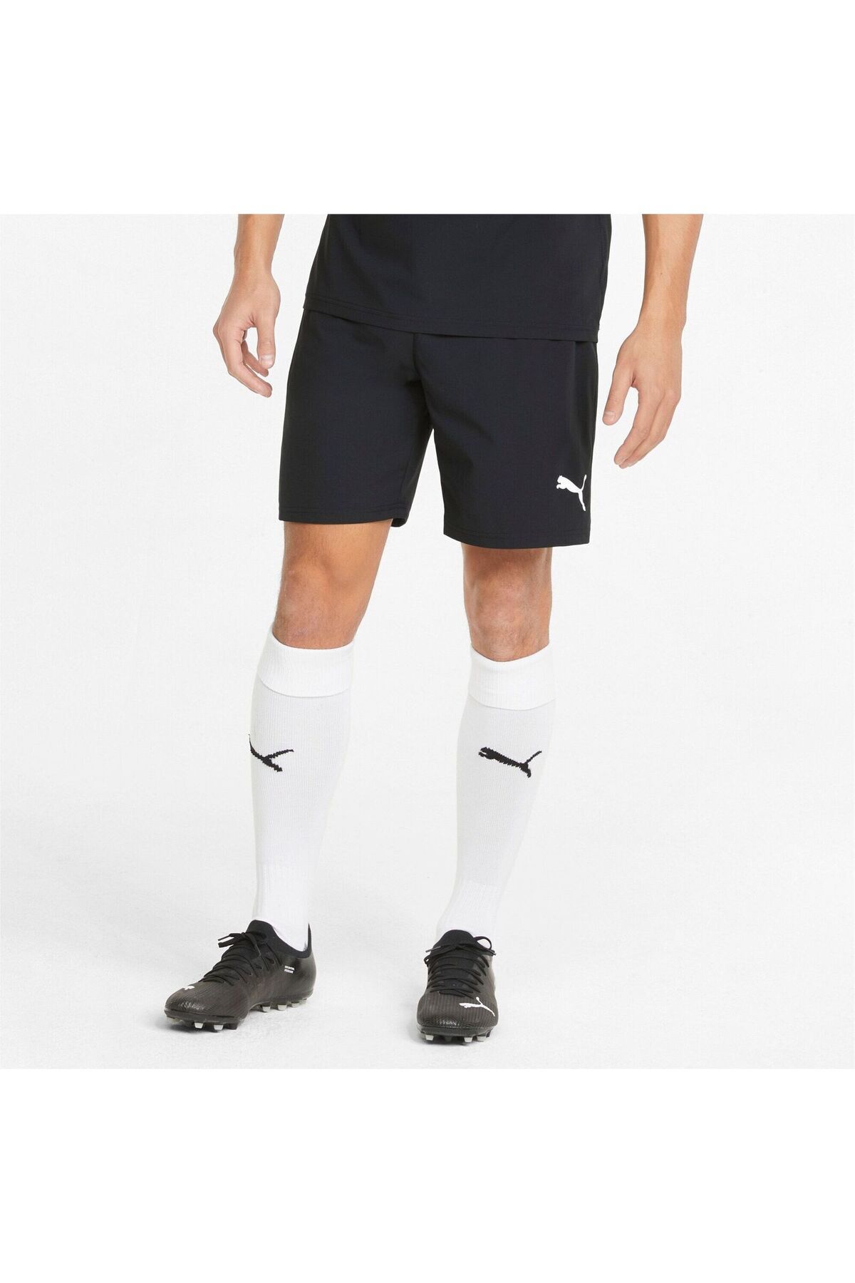 complete the look image