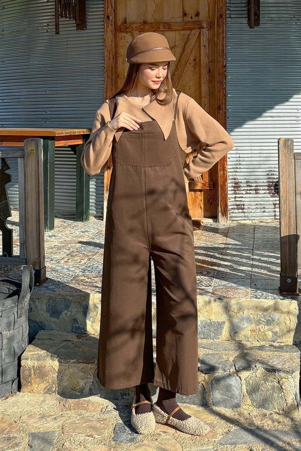 Ceylan Otantik-Bitter Brown Linen Salopet Jumpsuit & Milk Brown Collar Detailed Sweater Set 4