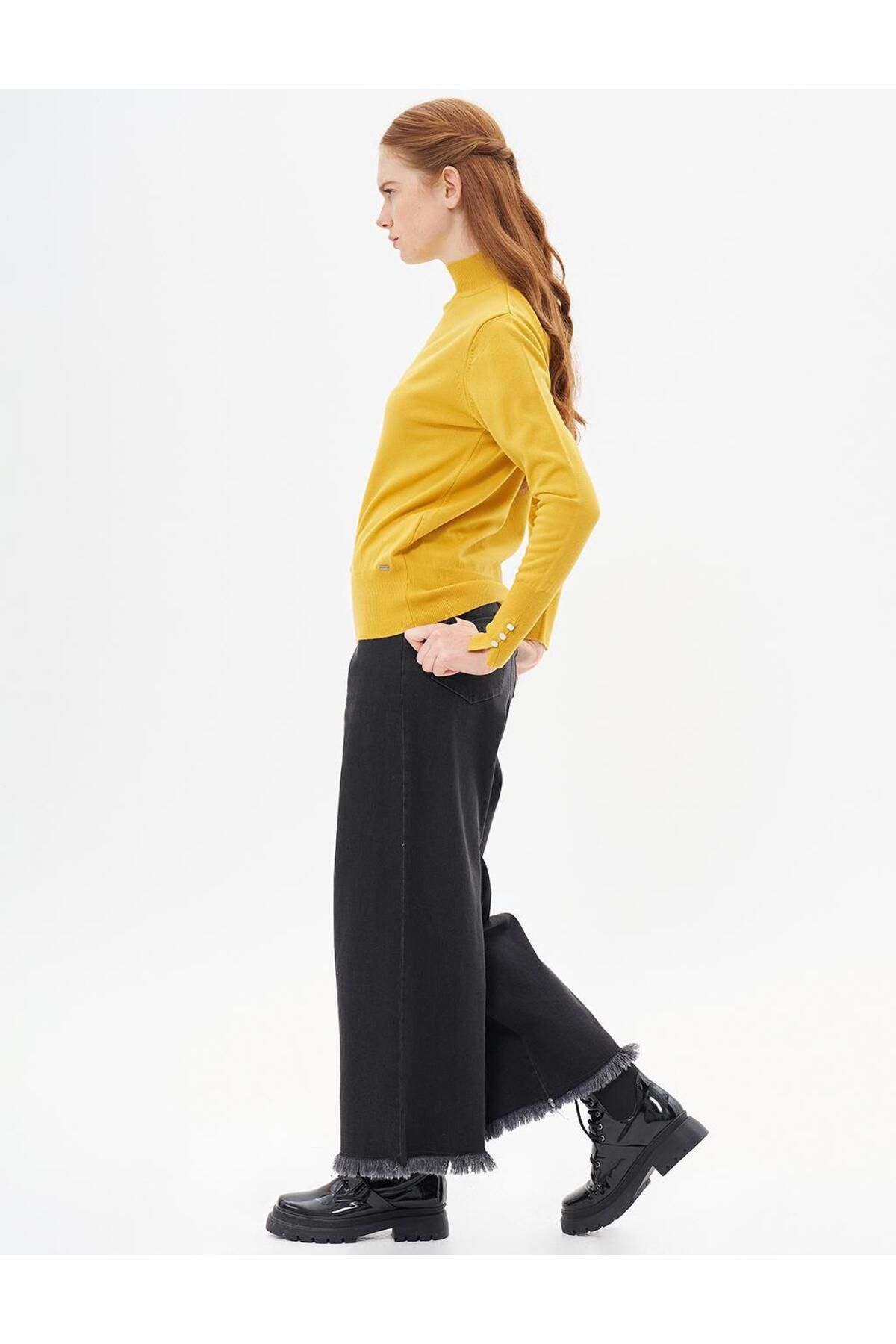 Kayra-Mustard Colored Basic Knitwear Sweater 5