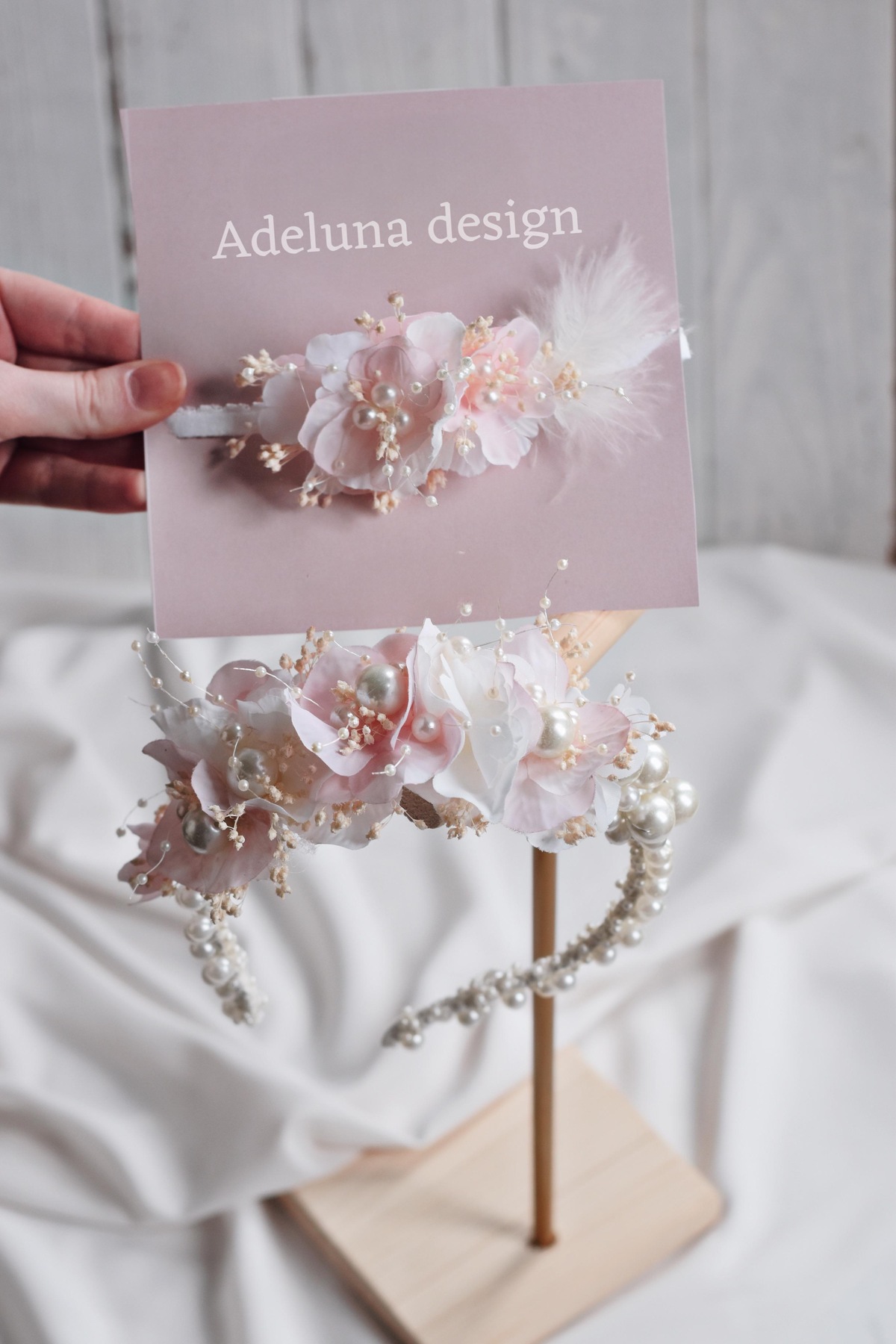 Tasarım pembe çiçekli incili taç takımı lohusa anne bebek seti fotoğrafı 2 (önizleme)