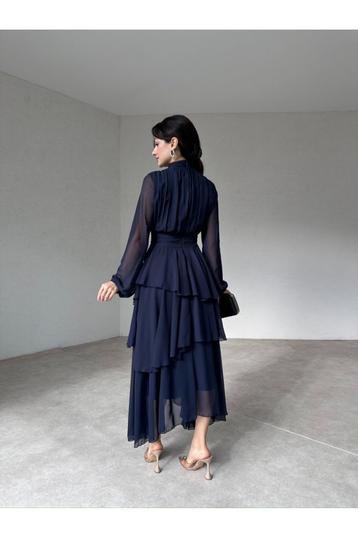 Afiş Butik  Şifon Kat Kat Etekli Tül Kollu Piliseli Elbise - Görsel 2