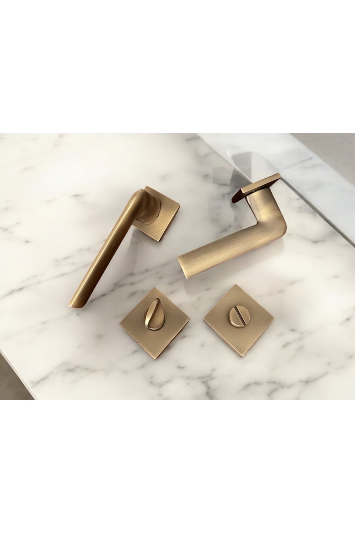 KOLDOOR-Cloud Gate Matte Antique Yellow Square Rosette WC Λαβή πόρτας μπάνιου 1 Σετ 5