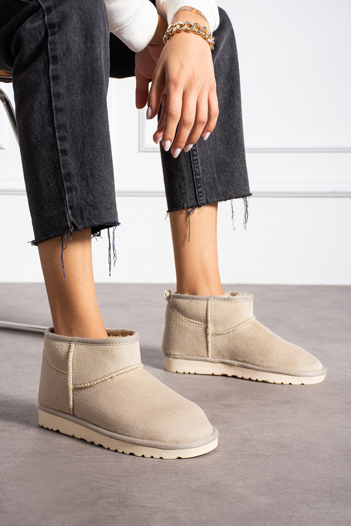 YUNUSTERLİK63-Tan Suede Mini Boots - Half Boots with Feather Inside 4