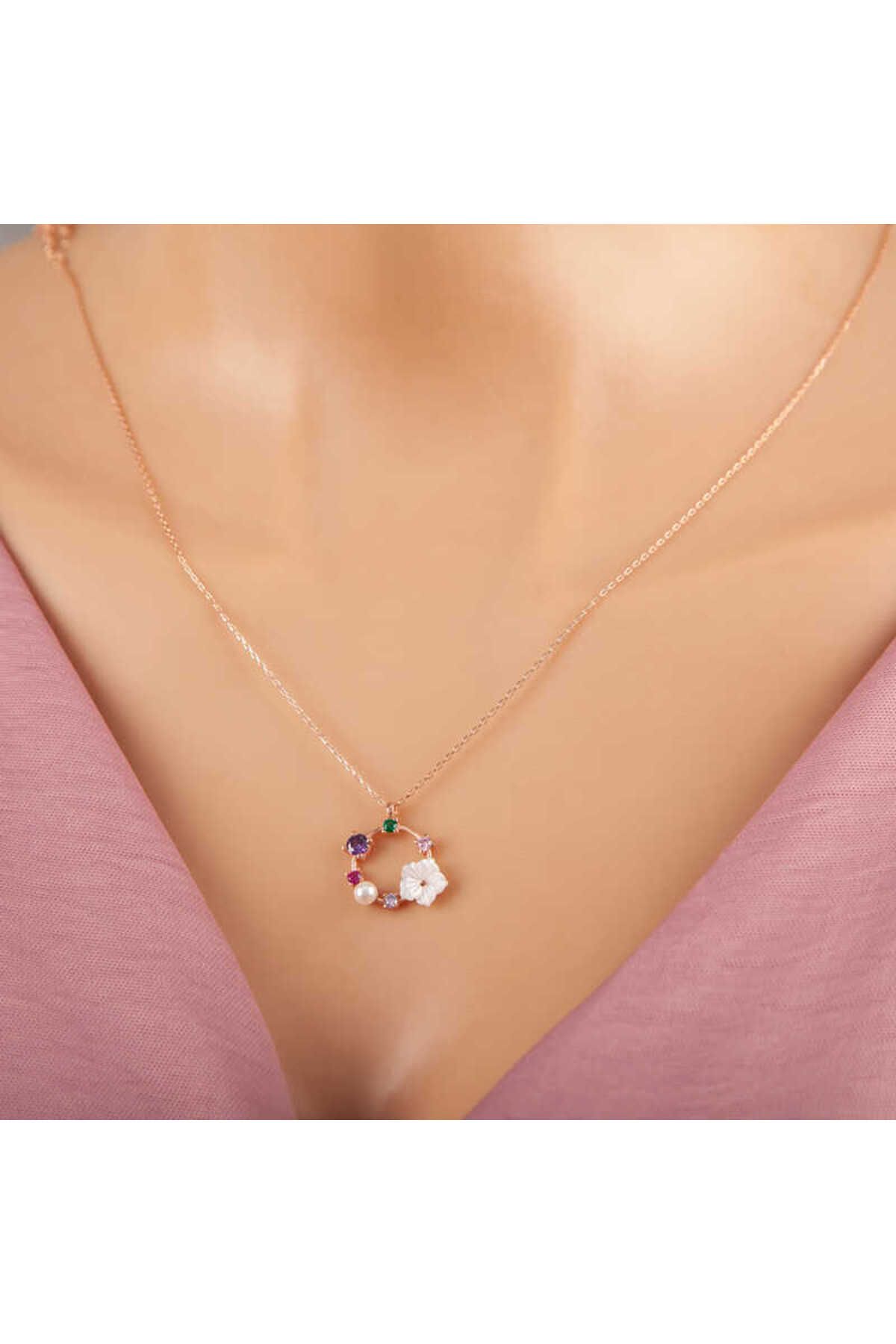 SANSERA 925 Ayar Gümüş Rose Renkli Taşlı Manolya Çiçeği Kadın Kolye