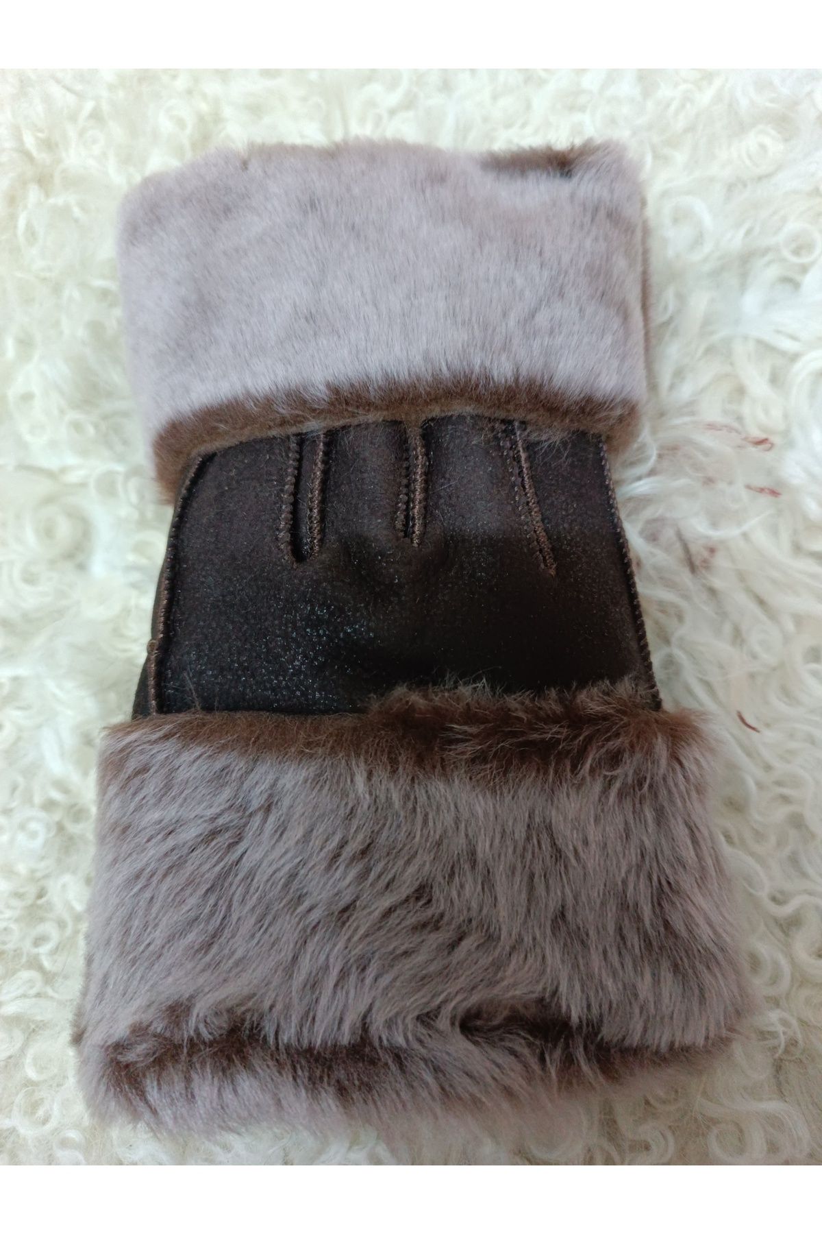 Hoaryage Unisex Complete Sheep Fur Lembskin Gloses