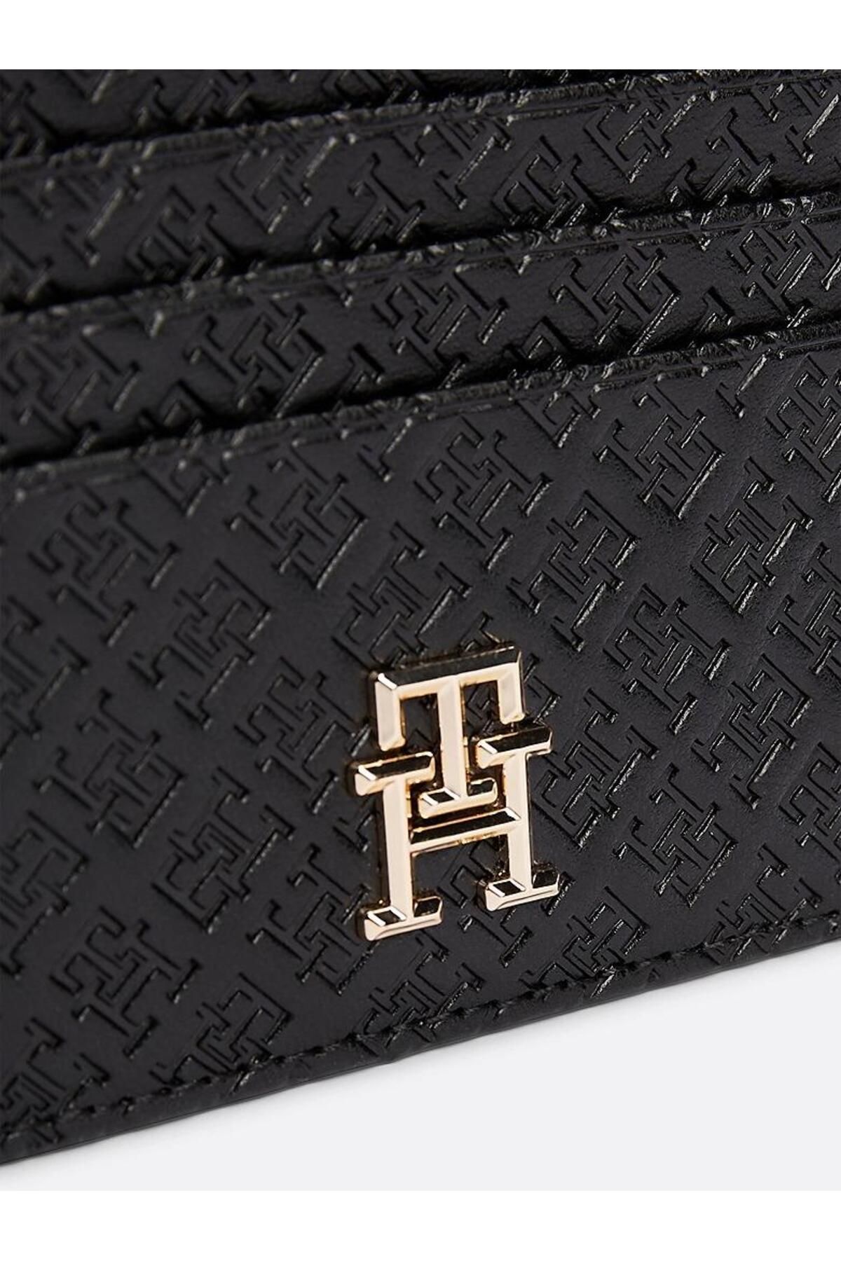 Tommy Hilfiger-محافظ تومي هيلفيغر النسائية باللون الأسود 3