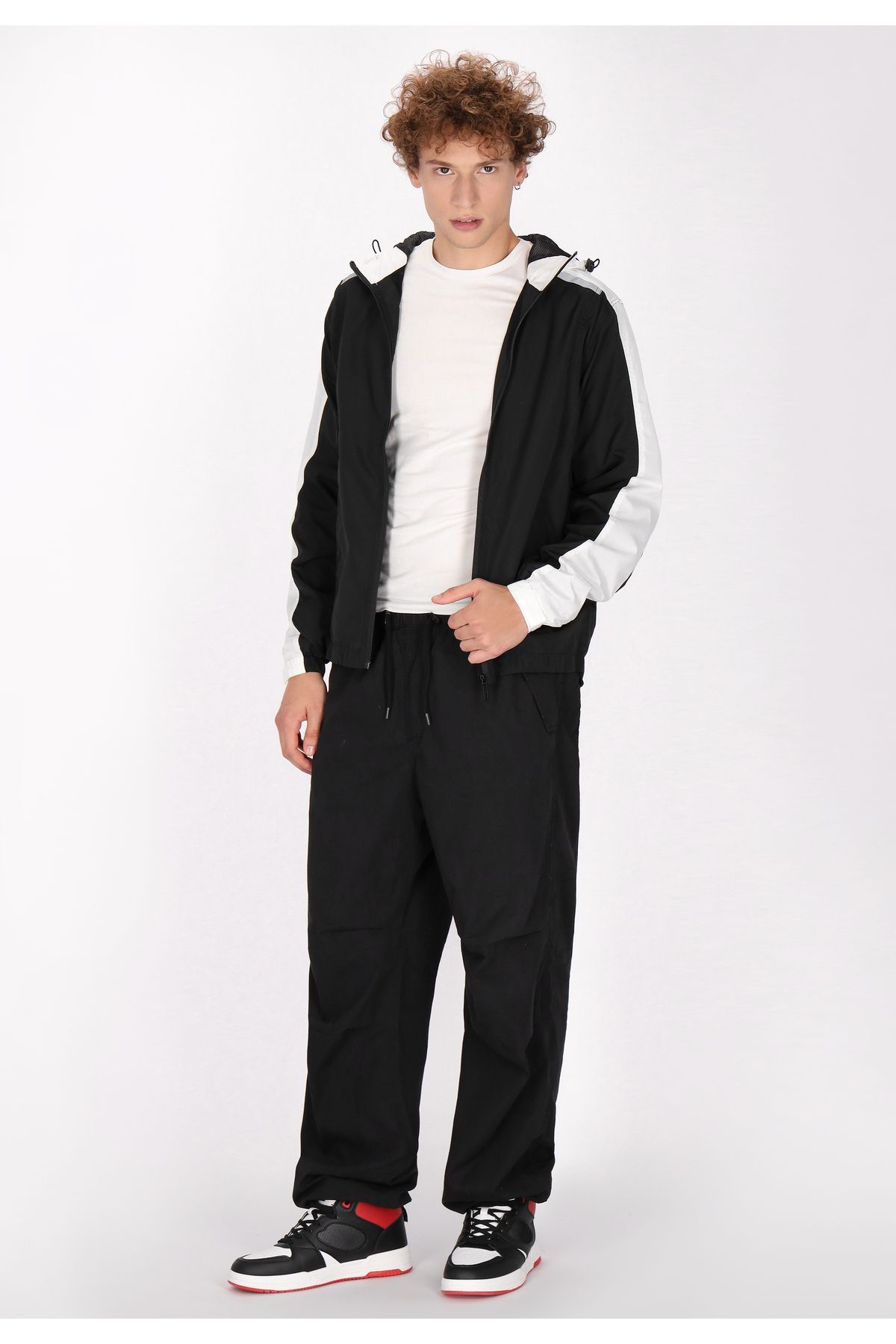 complete the look image