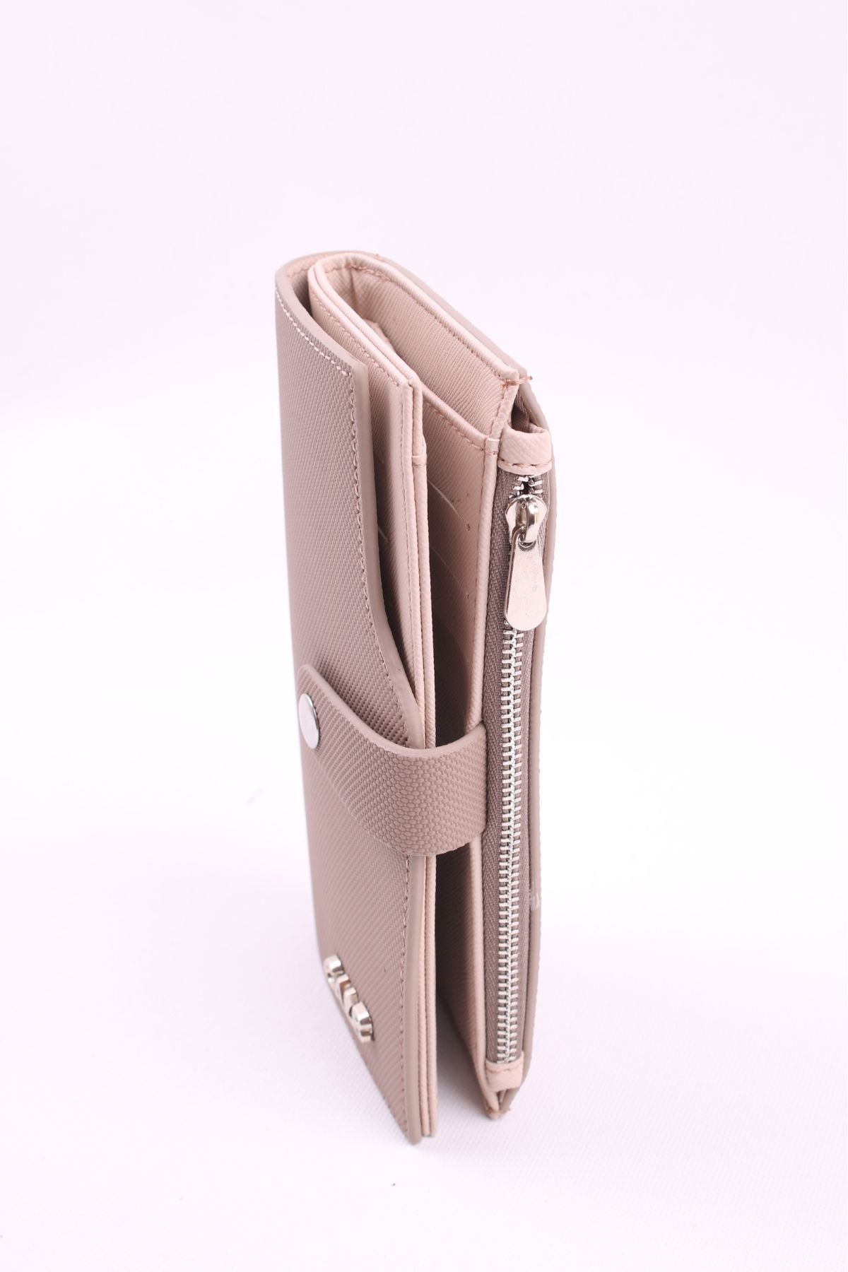 GALB LEATHER-Stylish and Practical Women's Wallet - Multiple Compartments, Complete Your Style! 2