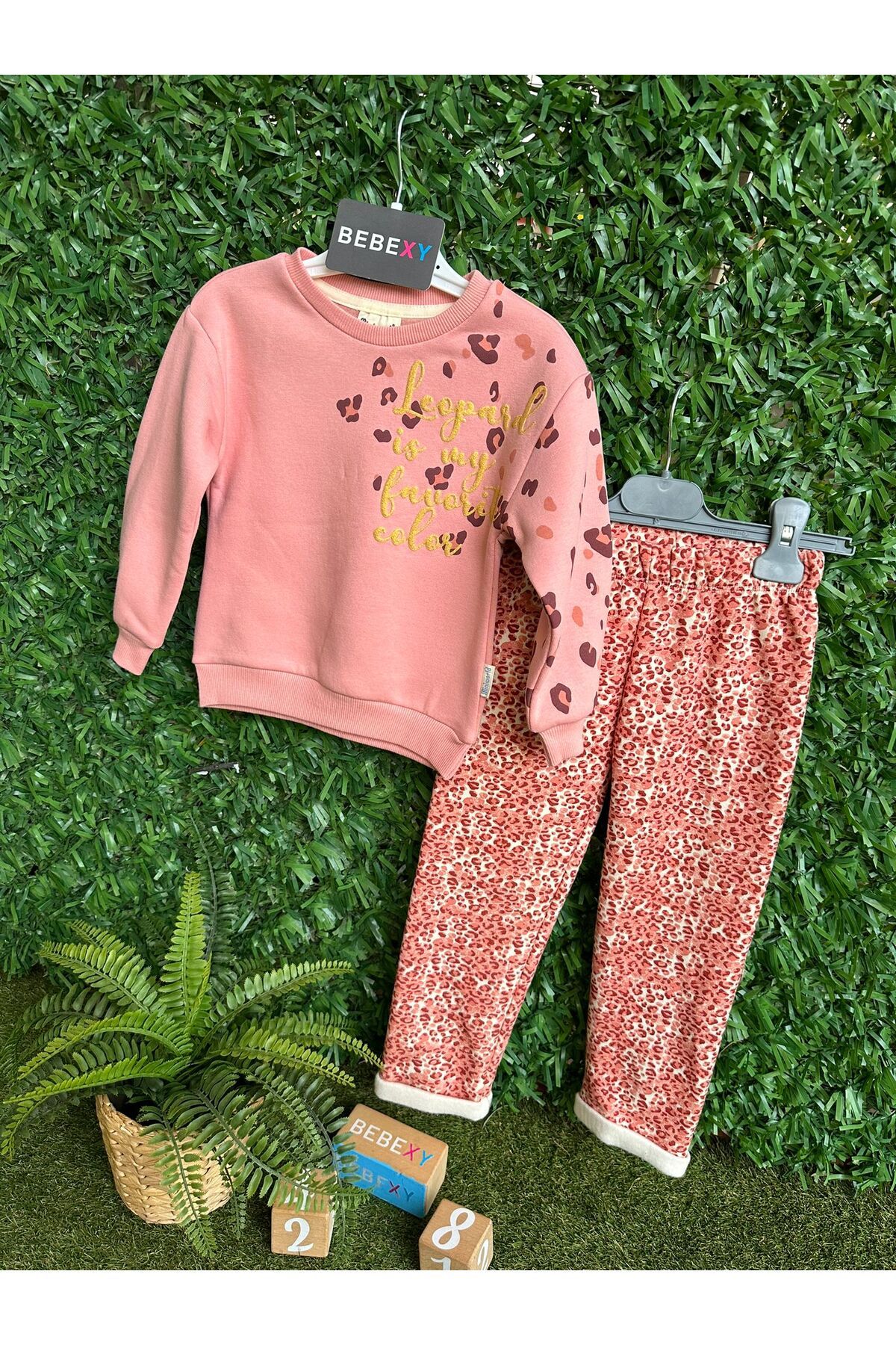 Miniworld-Leopard Patterned Bottom Top Set 2