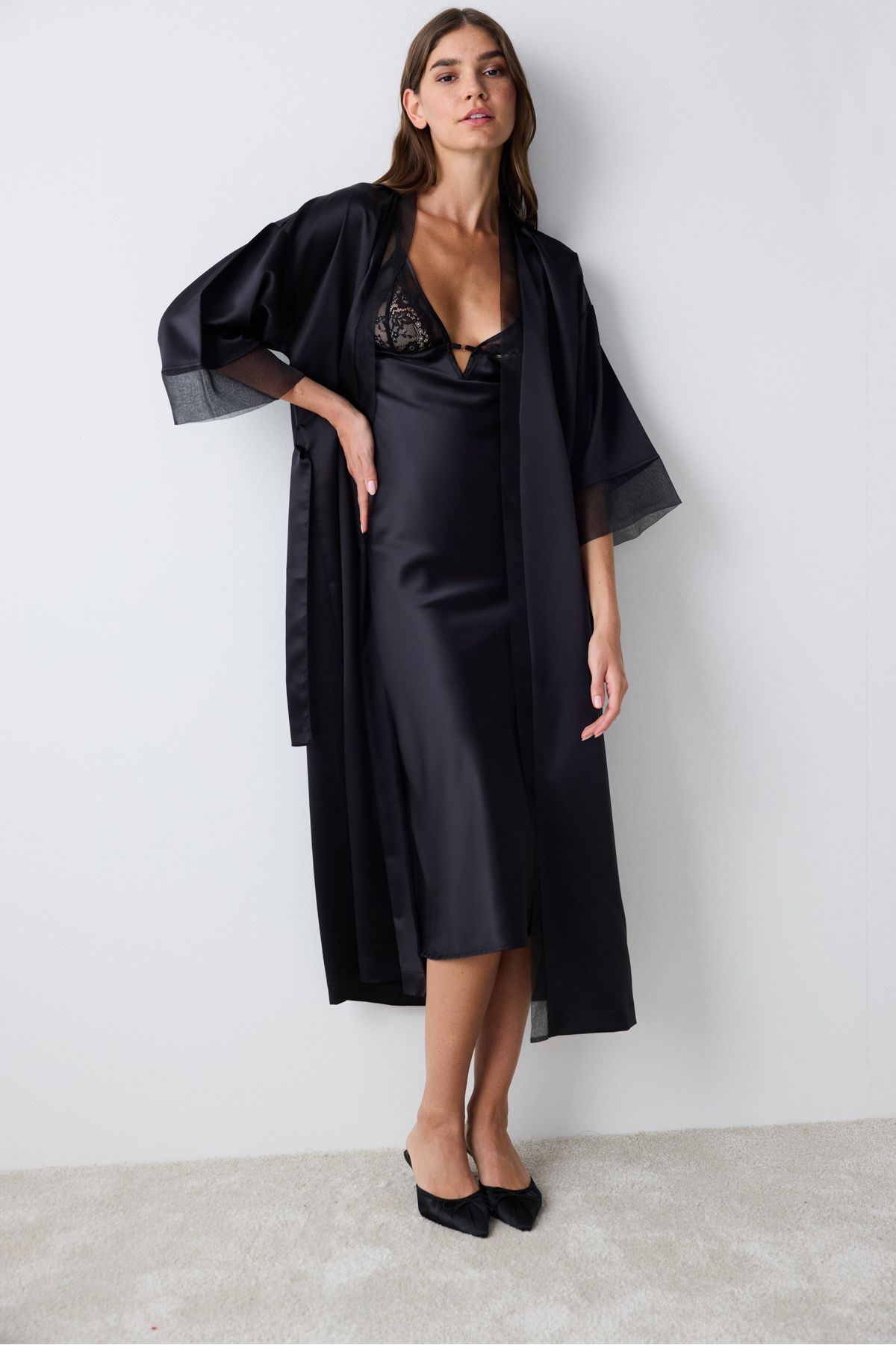 Penti-Belle Satin Black Dressing Gown 2