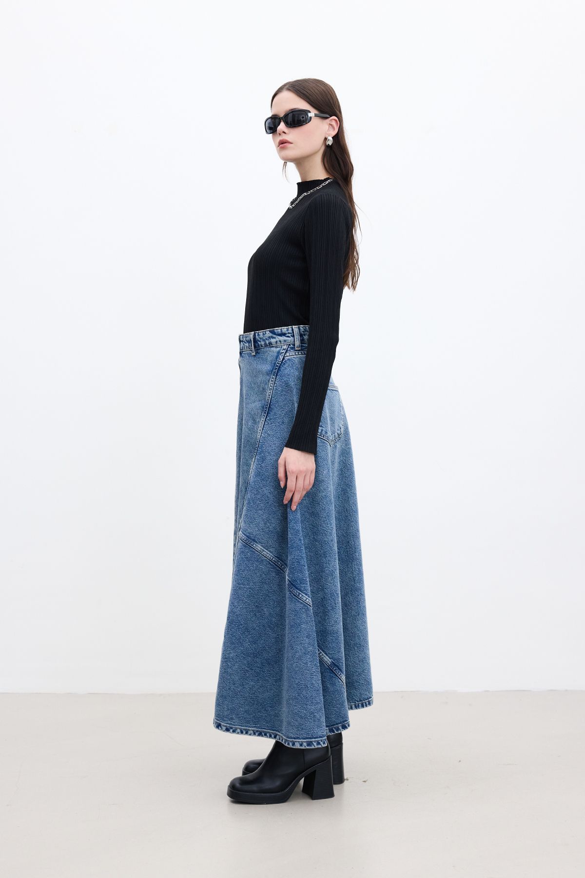 Manuka-Blue Flounce Denim Skirt 8