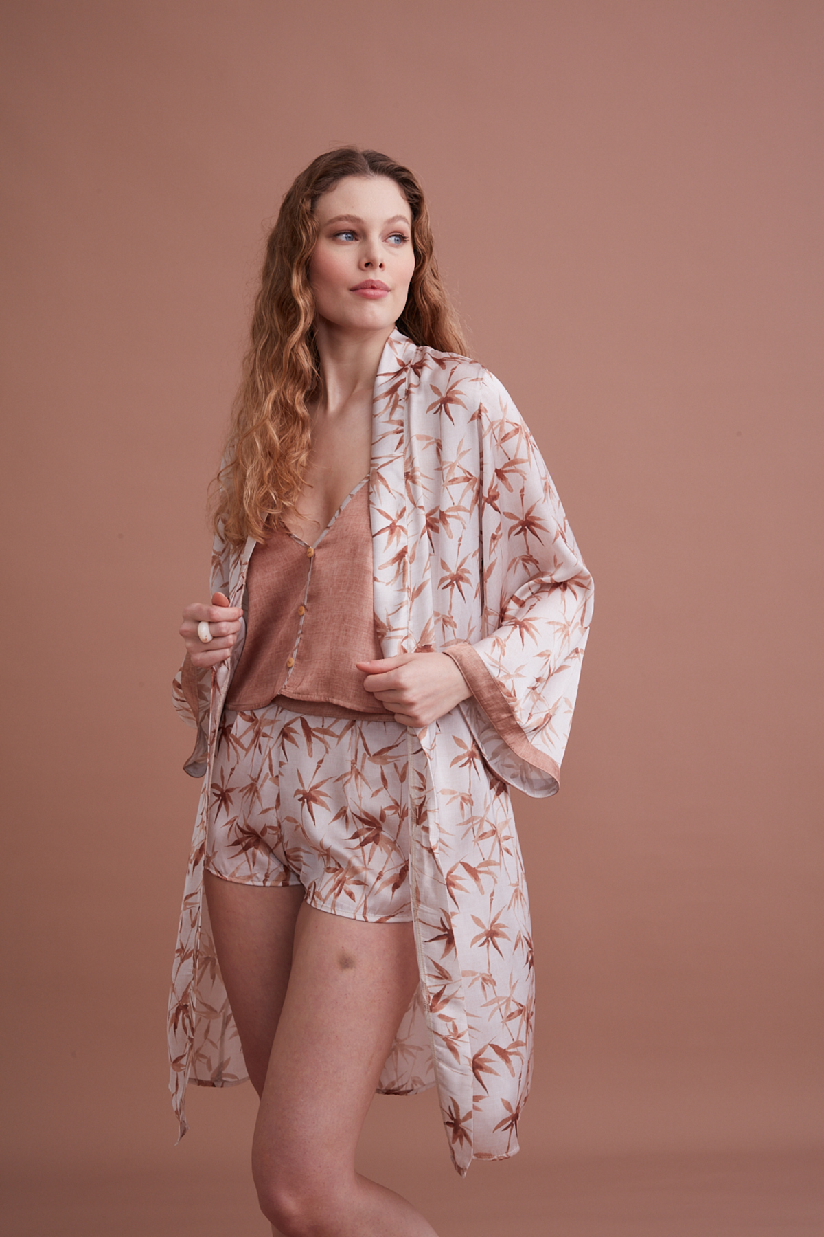 Marpessa Modern ve Şık 4 Parçalı Gelin Seti –  Gecelik Sabahlık ve  Şort Takım