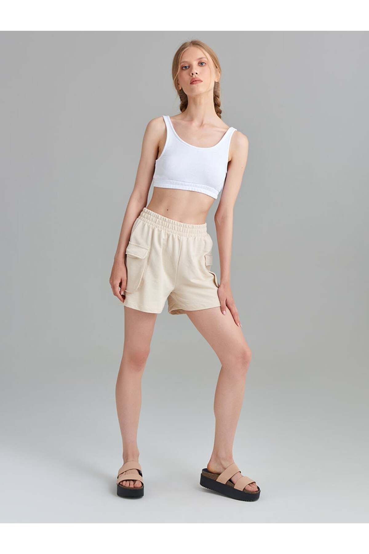 RİVUS-Beige Combed Cotton Shorts - Comfortable Cut and Pocket 1