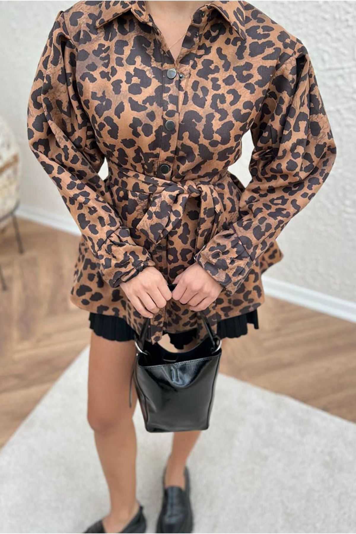 Moda Rosa-25K5206 - Taba - Leopard Patterned Suede Jacket 2