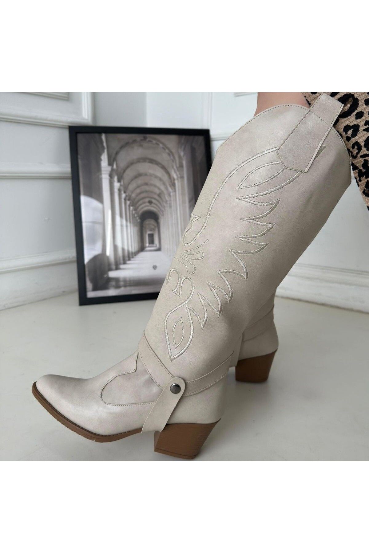 Erbilden-Jilla Beige Skin Removable Heeled Boots and Boots 4