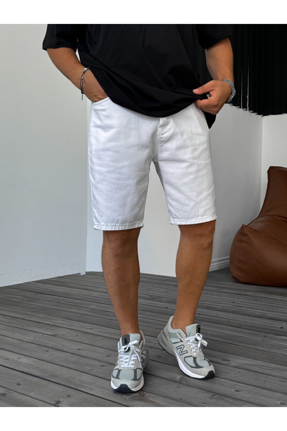 BYBASICMAN-White Basic Denim Shorts Ke-477 2