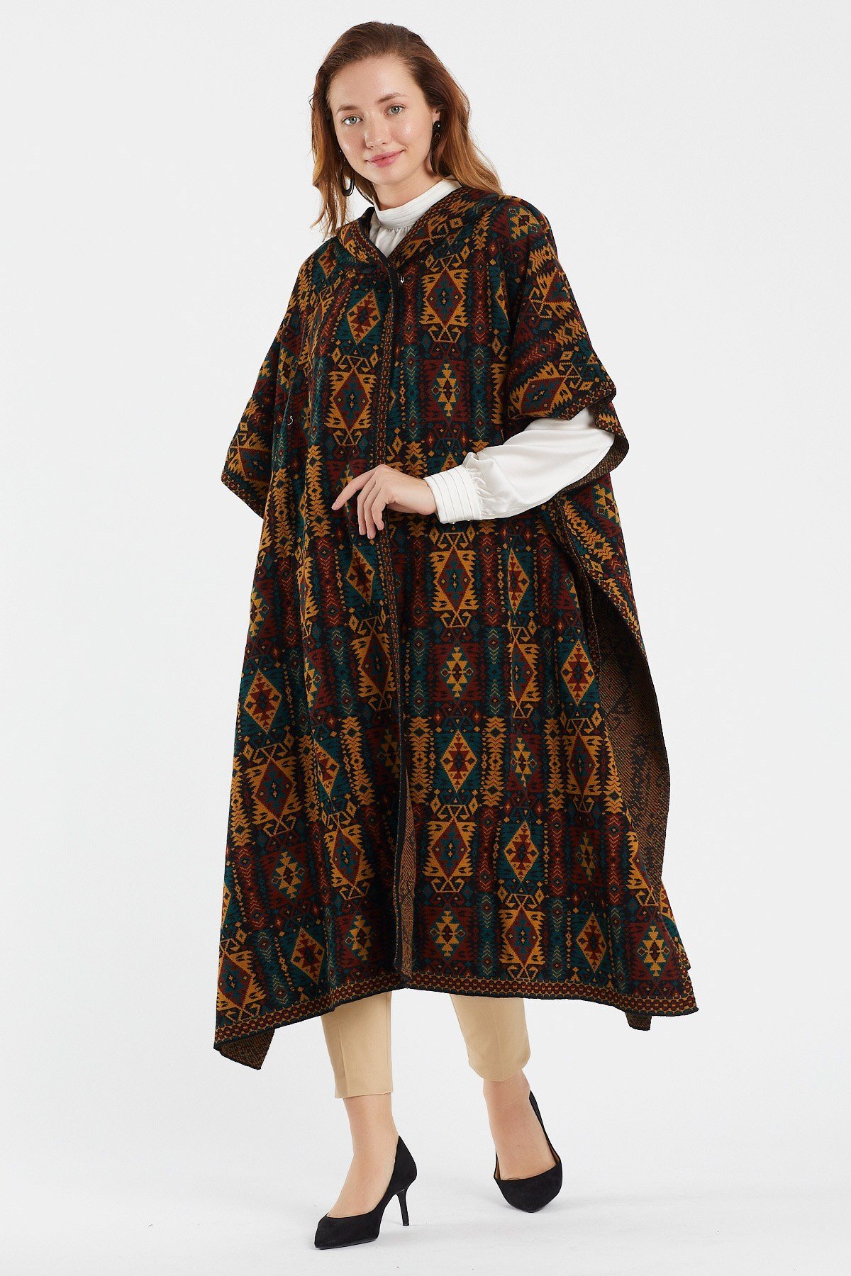 Black Rug Pattern Hooded Poncho