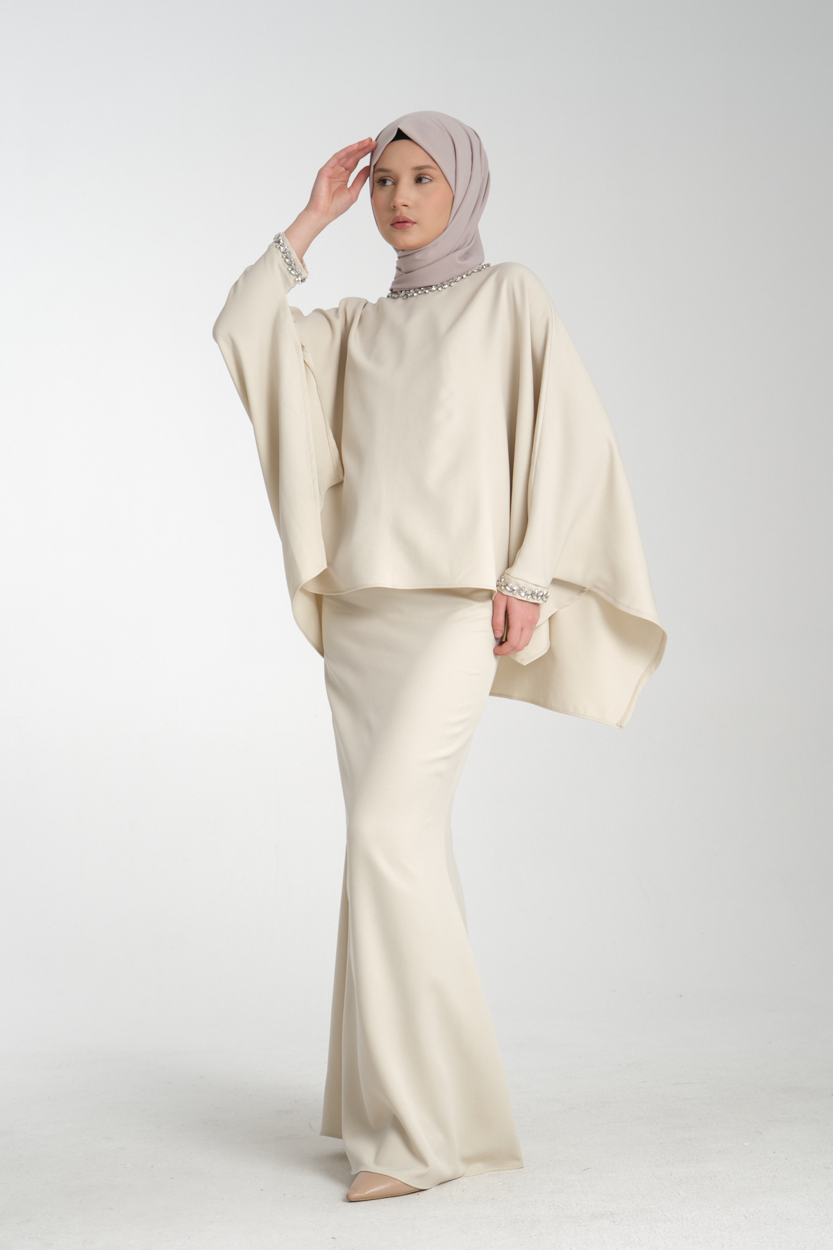 Stone Embroidered Beige Women's Modest Dress 2pcs Evening Set