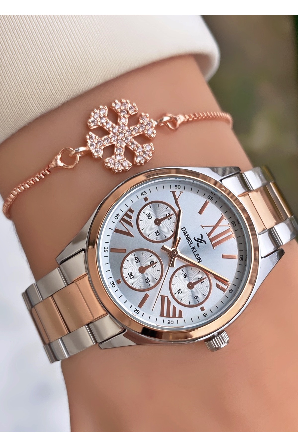 Brand Rose Silver Color 2 Years Warranty Small Case Women Wrist Watch-Wristband Gift