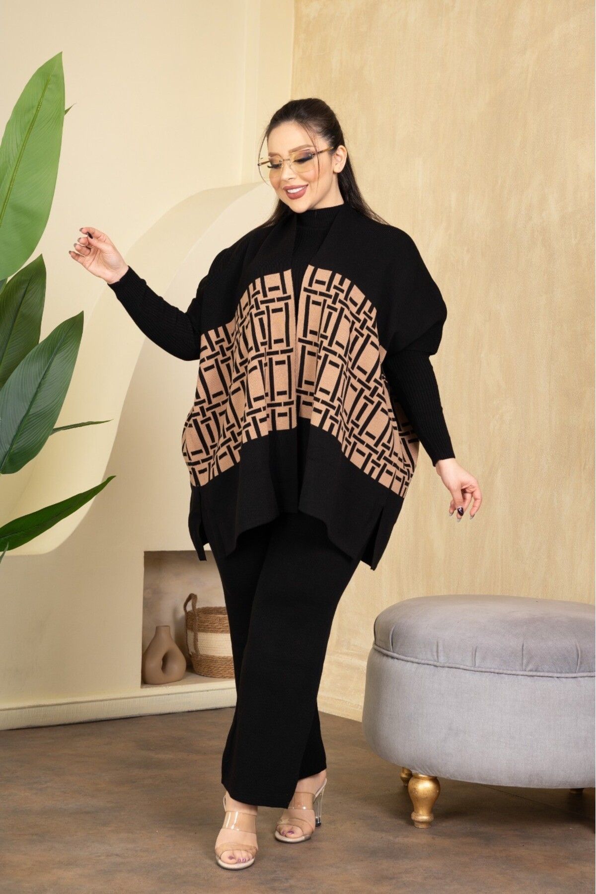 Online Set Tricotaje 3 Piese Poncho Hollow Badi Pantaloni Set Cu Talie Elastică Femeie - Standard