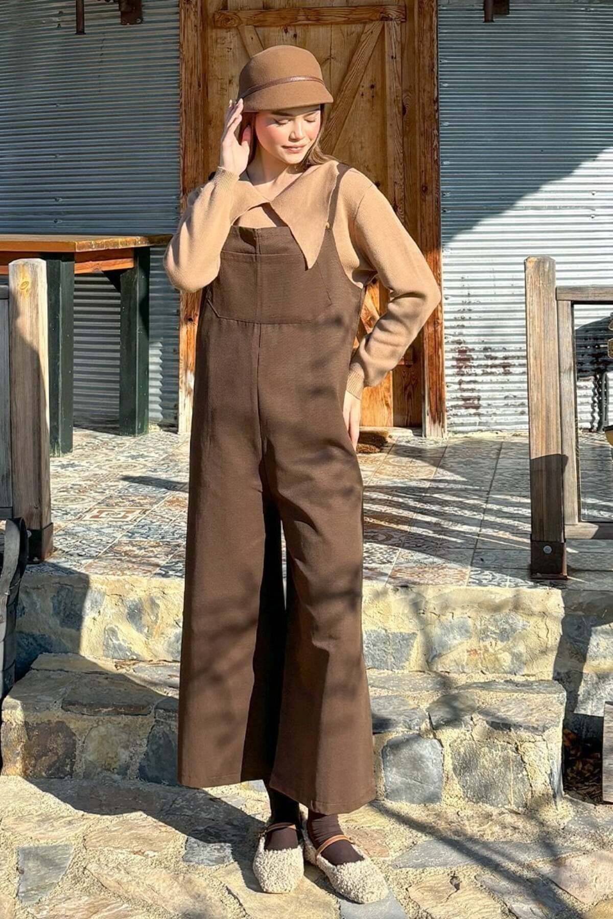 Ceylan Otantik-Bitter Brown Linen Salopet Jumpsuit & Milk Brown Collar Detailed Sweater Set 5